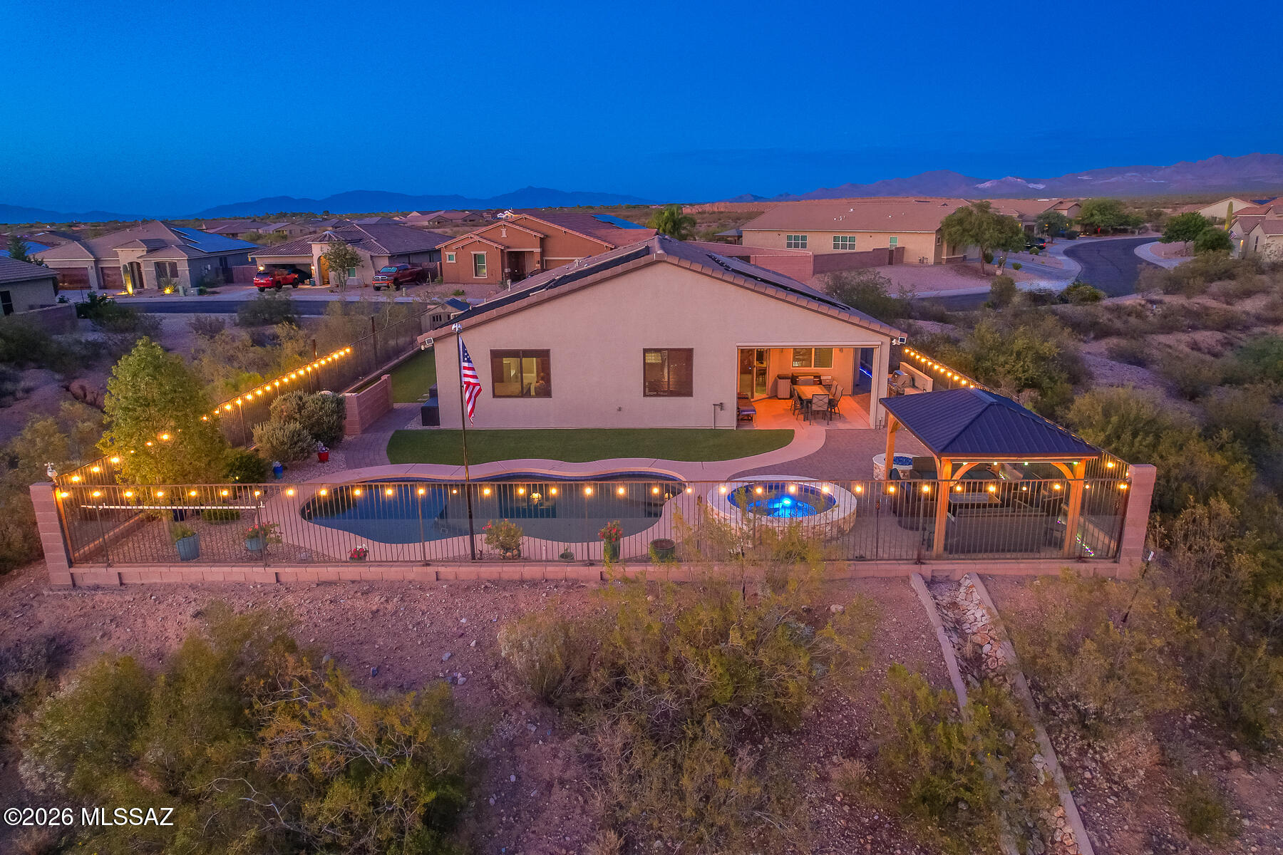 1390 E Stronghold Canyon Lane