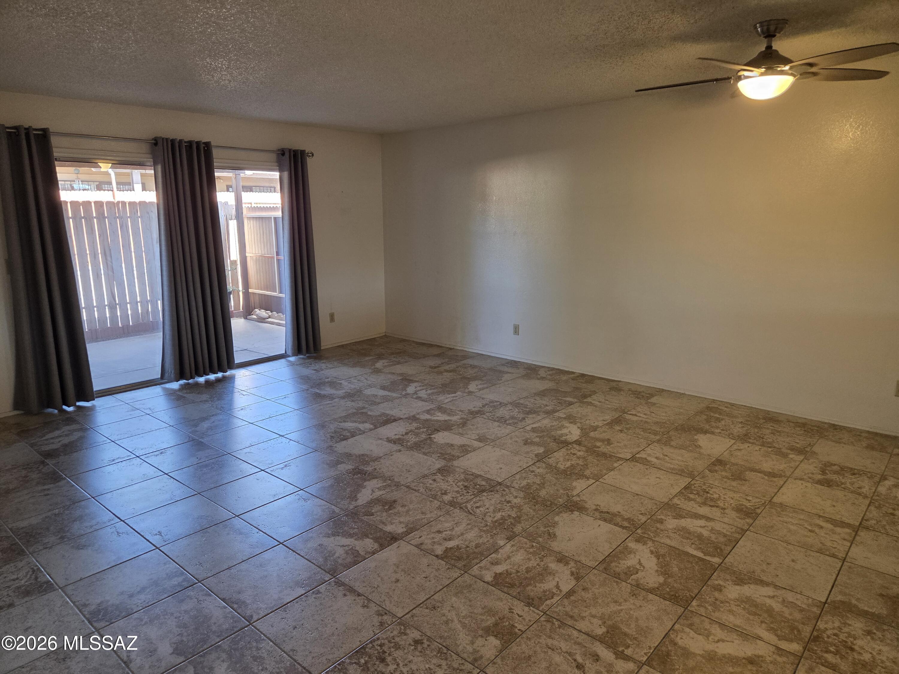 925 S Pantano Parkway