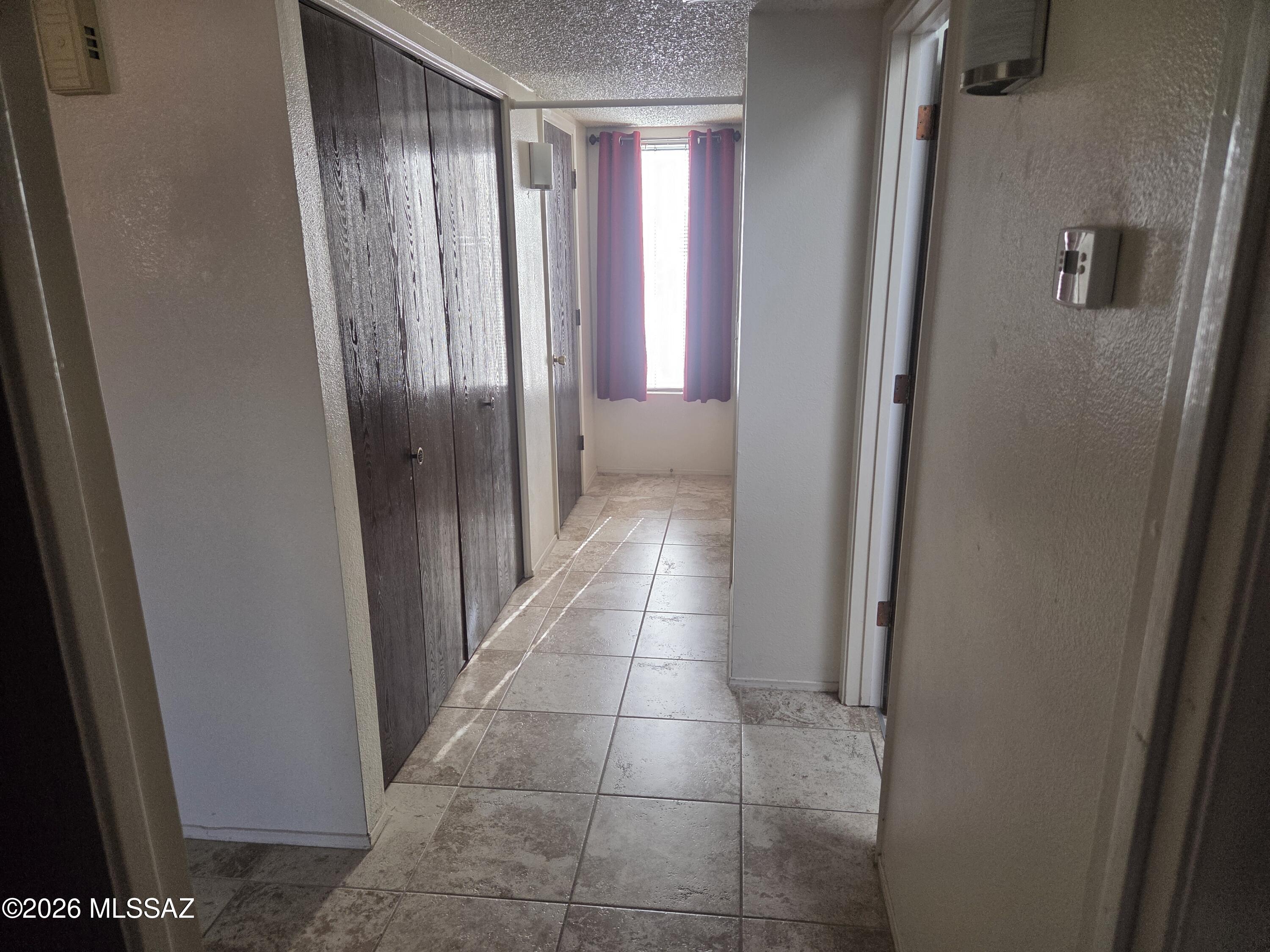 925 S Pantano Parkway