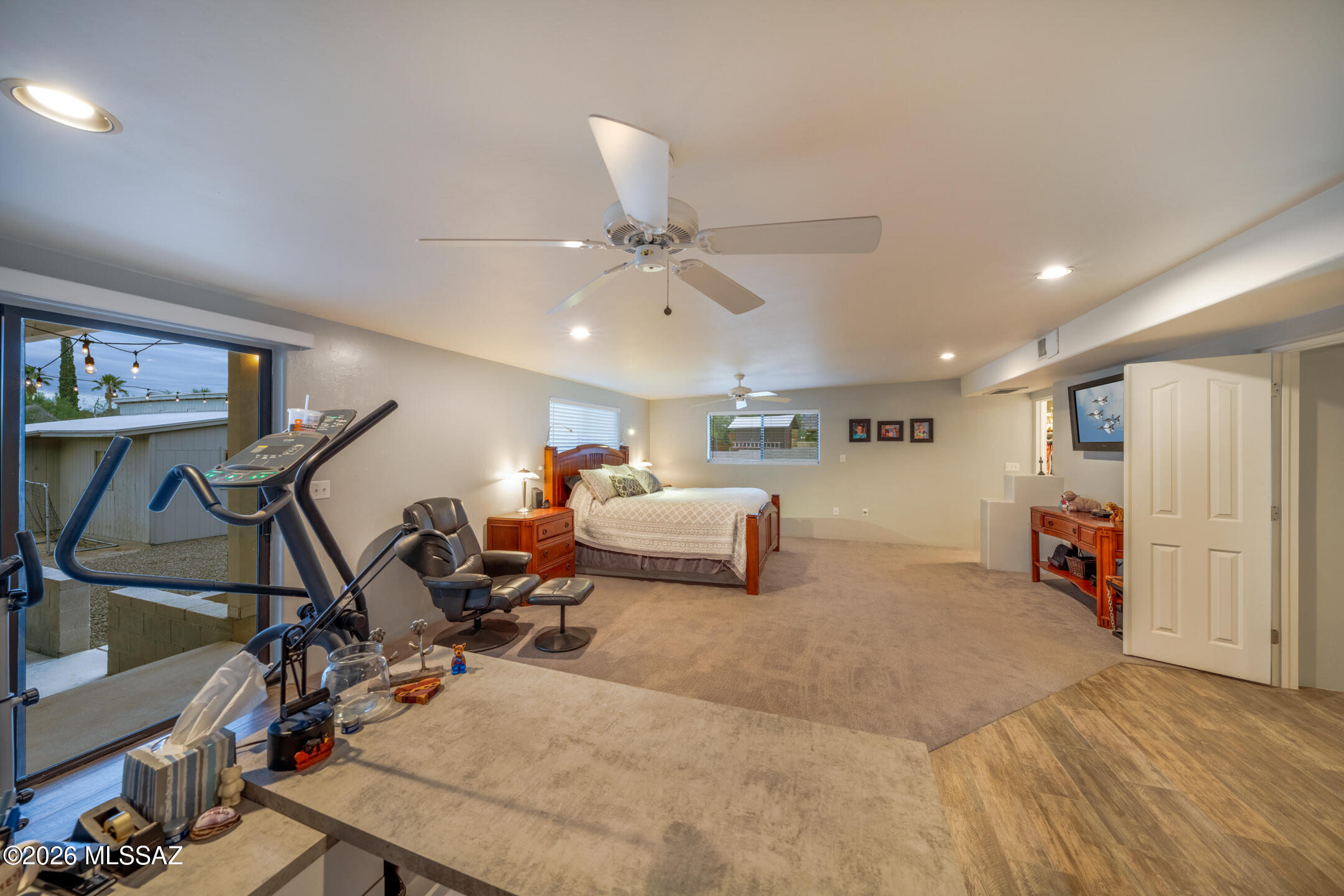 7049 N Magic Lane