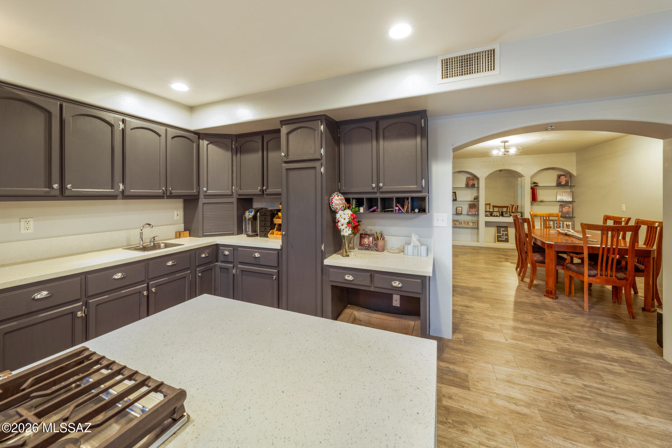 7049 N Magic Lane