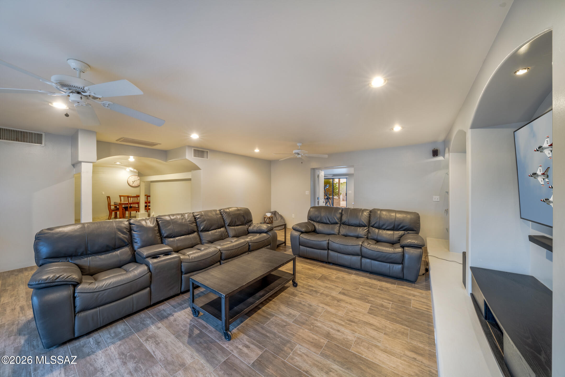 7049 N Magic Lane