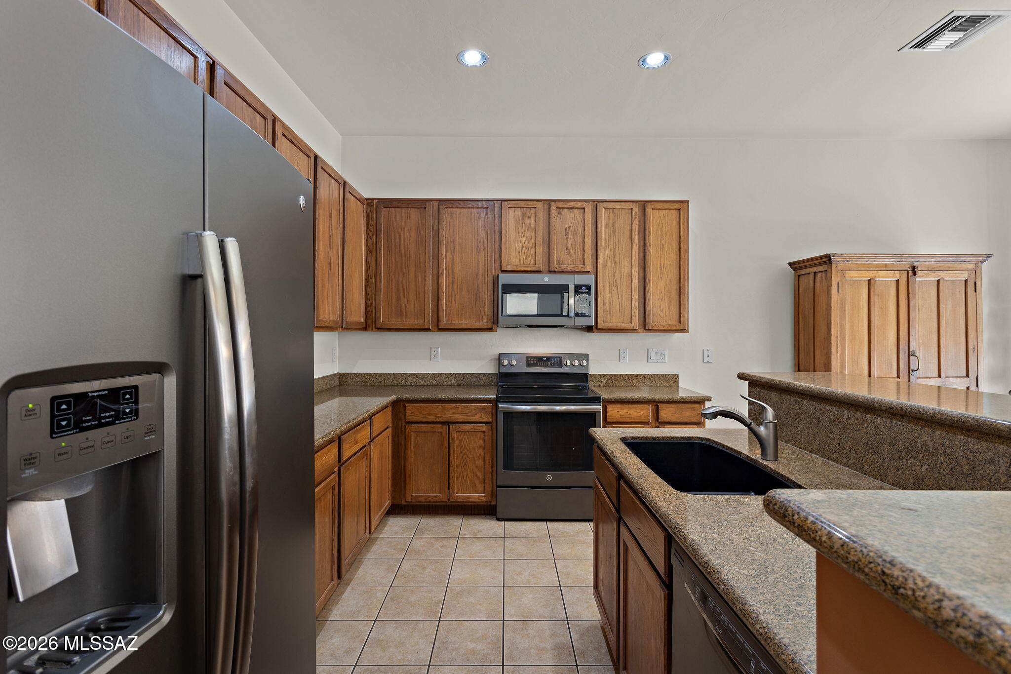 470 E Cedarvale Road