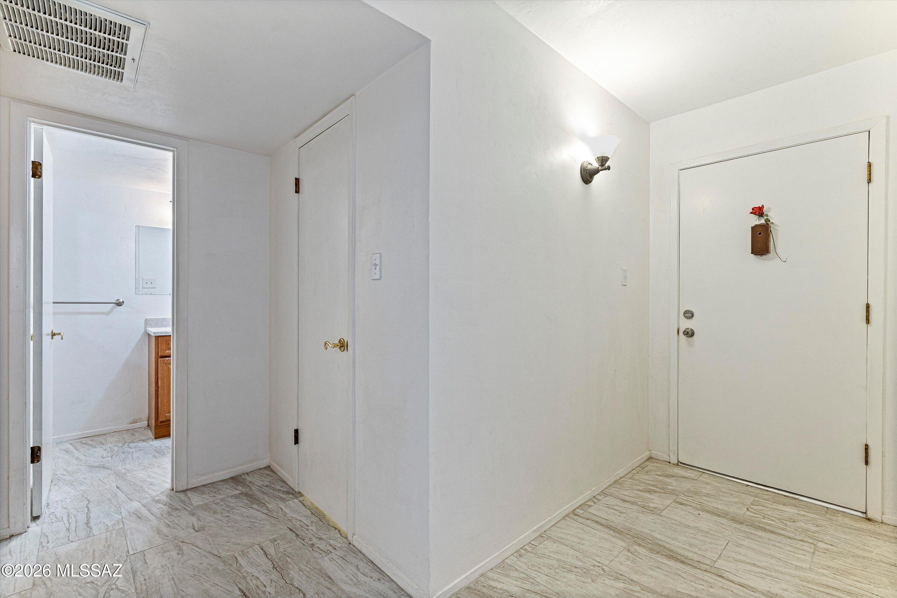 1620 N Wilmot Road D170