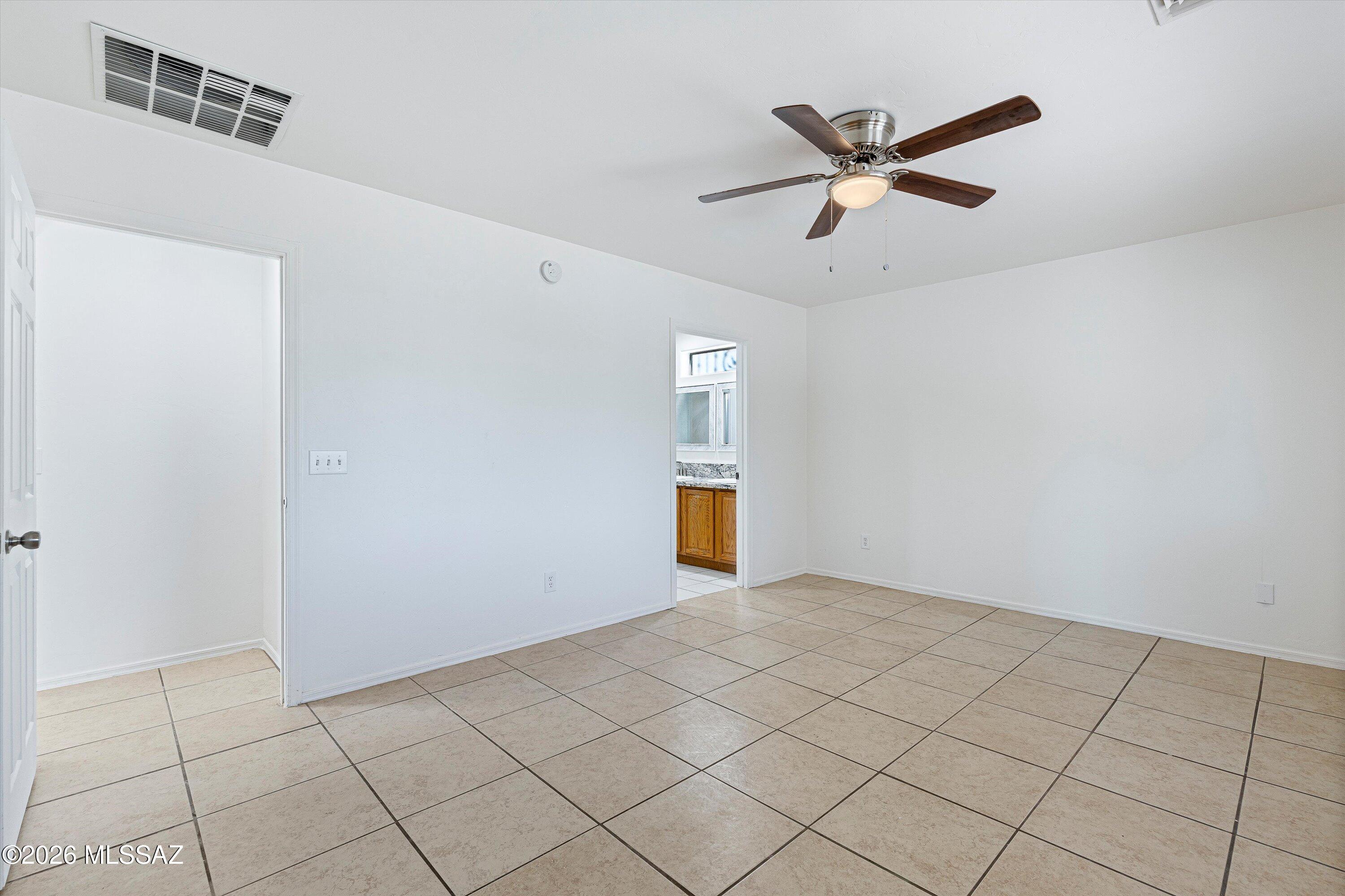 4029 E Big Game Place