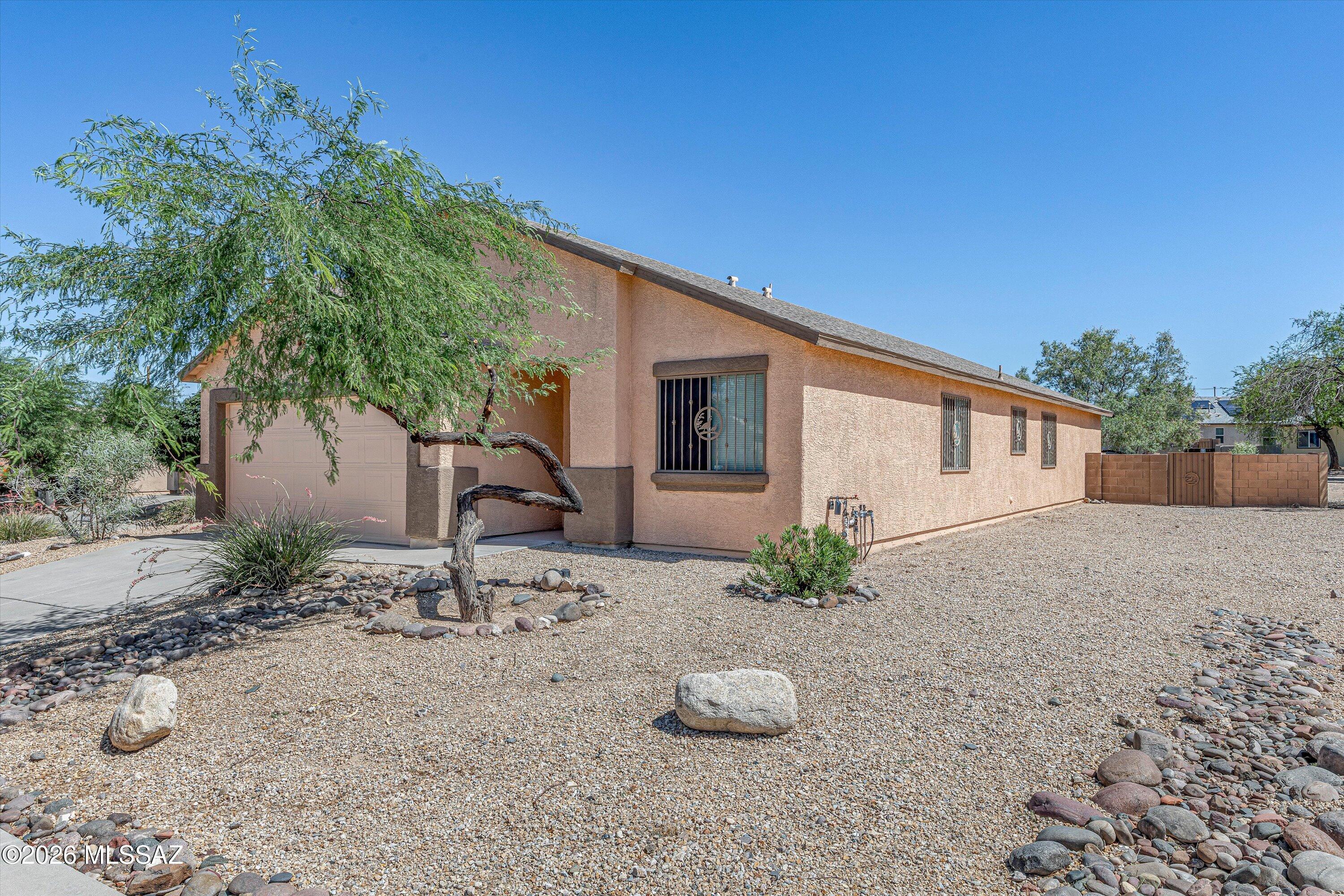 4029 E Big Game Place