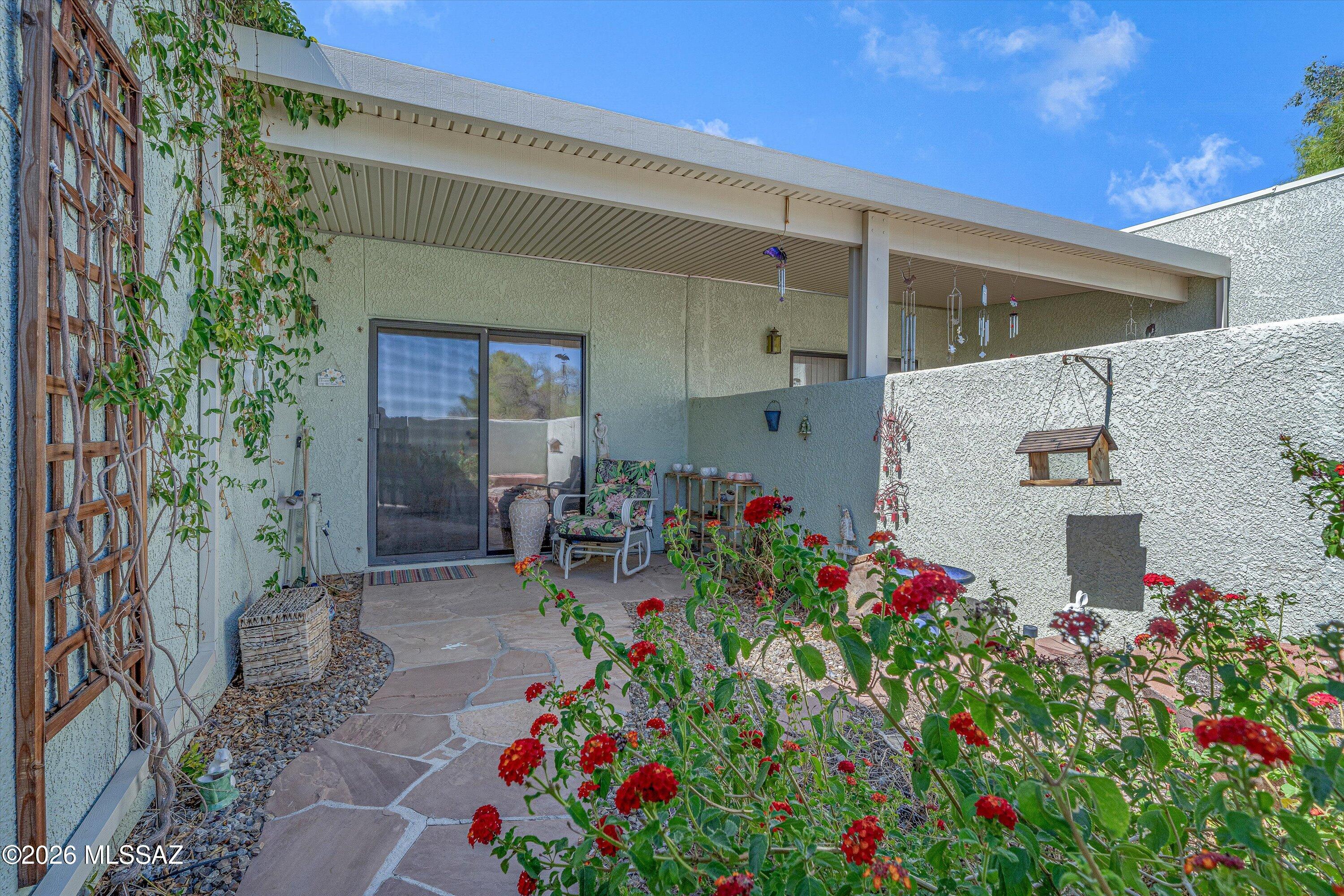 7808 N La Cañada Drive