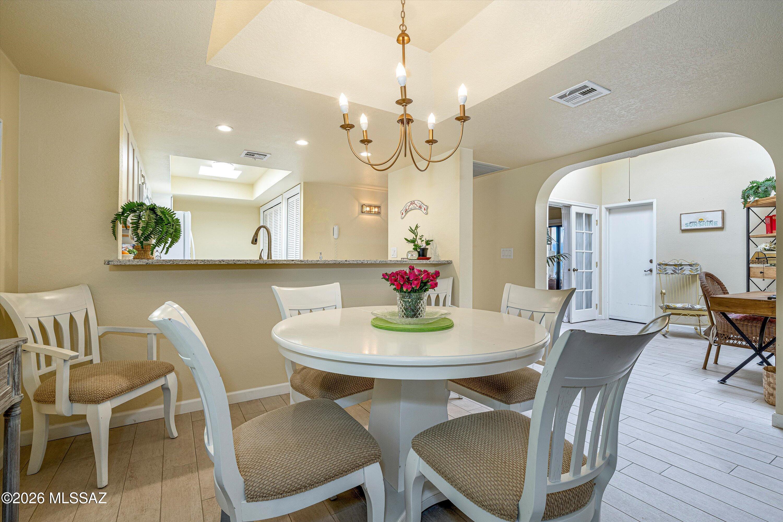 7808 N La Cañada Drive