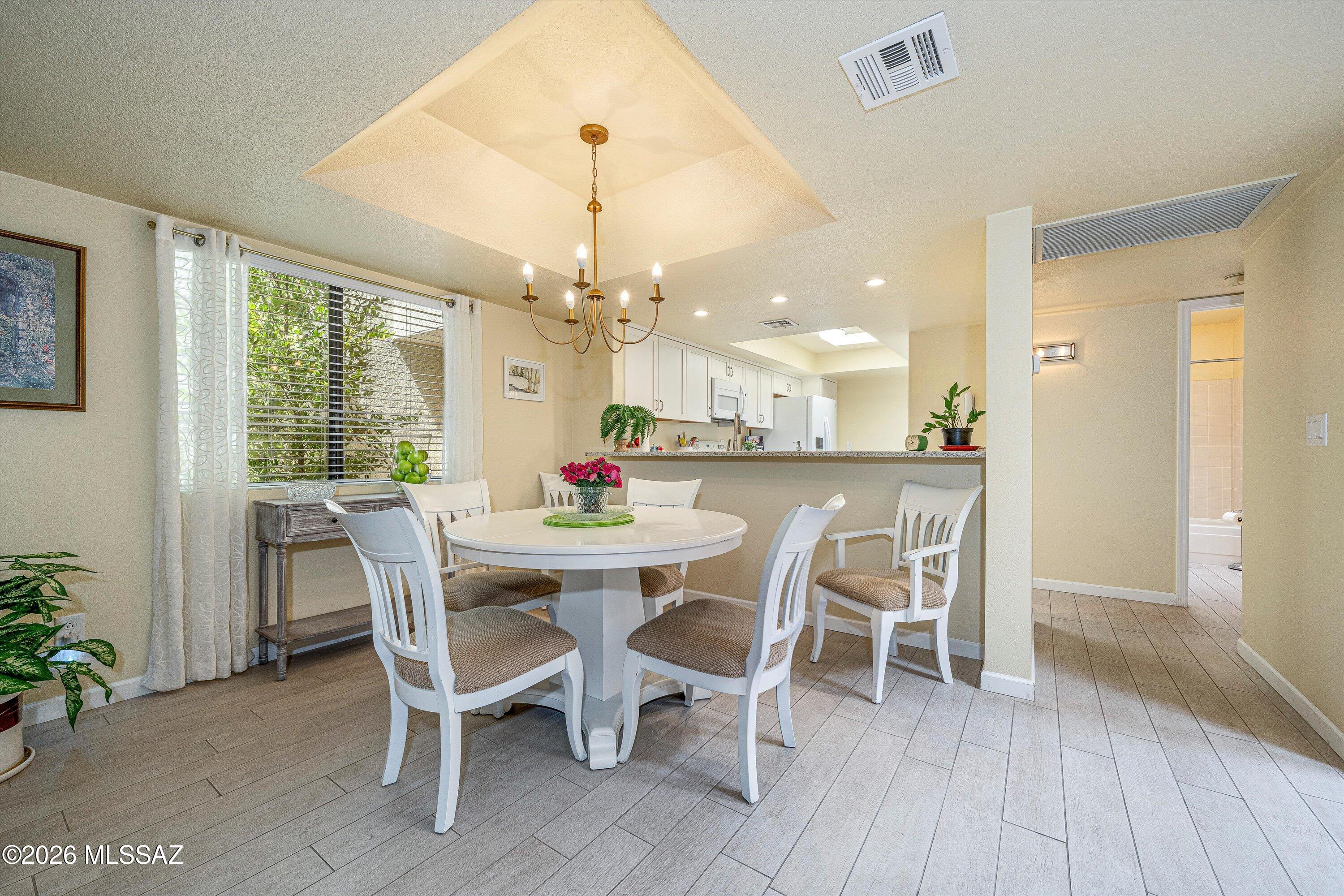 7808 N La Cañada Drive
