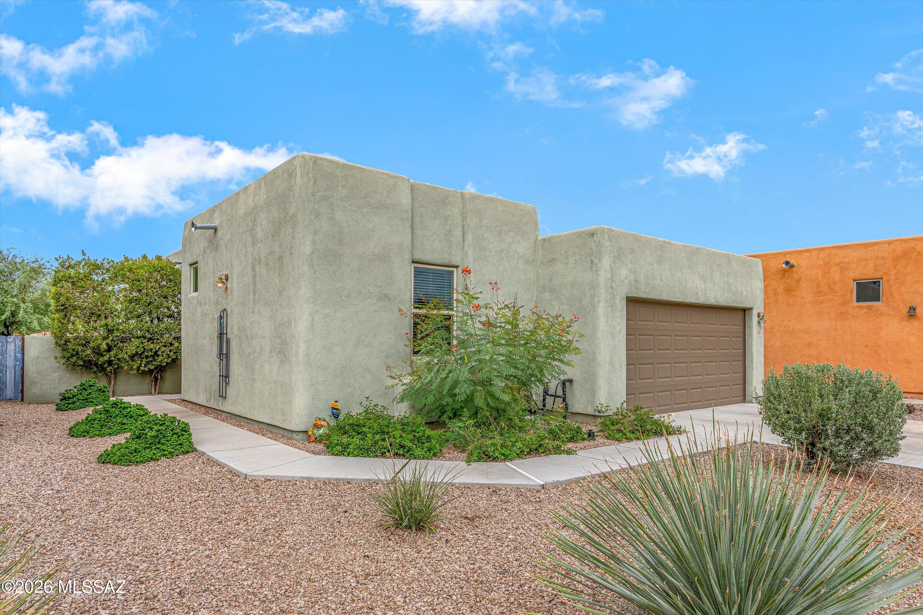 3300 S Lakeside View Drive