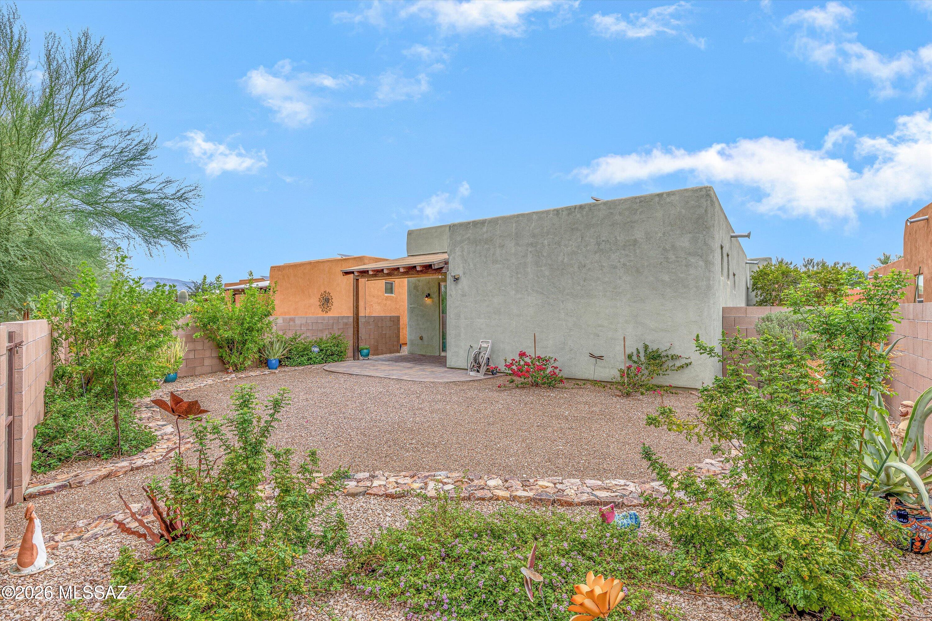 3300 S Lakeside View Drive