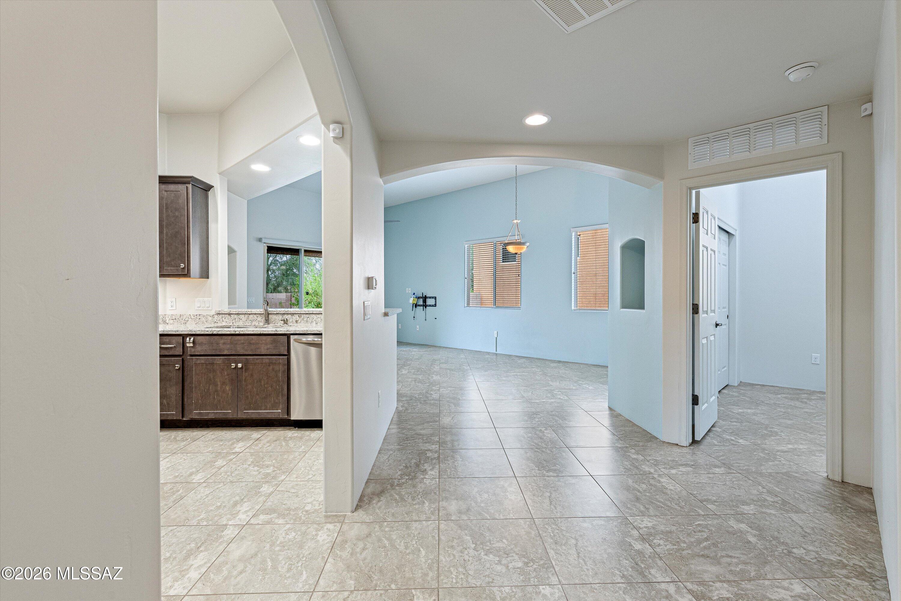 3300 S Lakeside View Drive