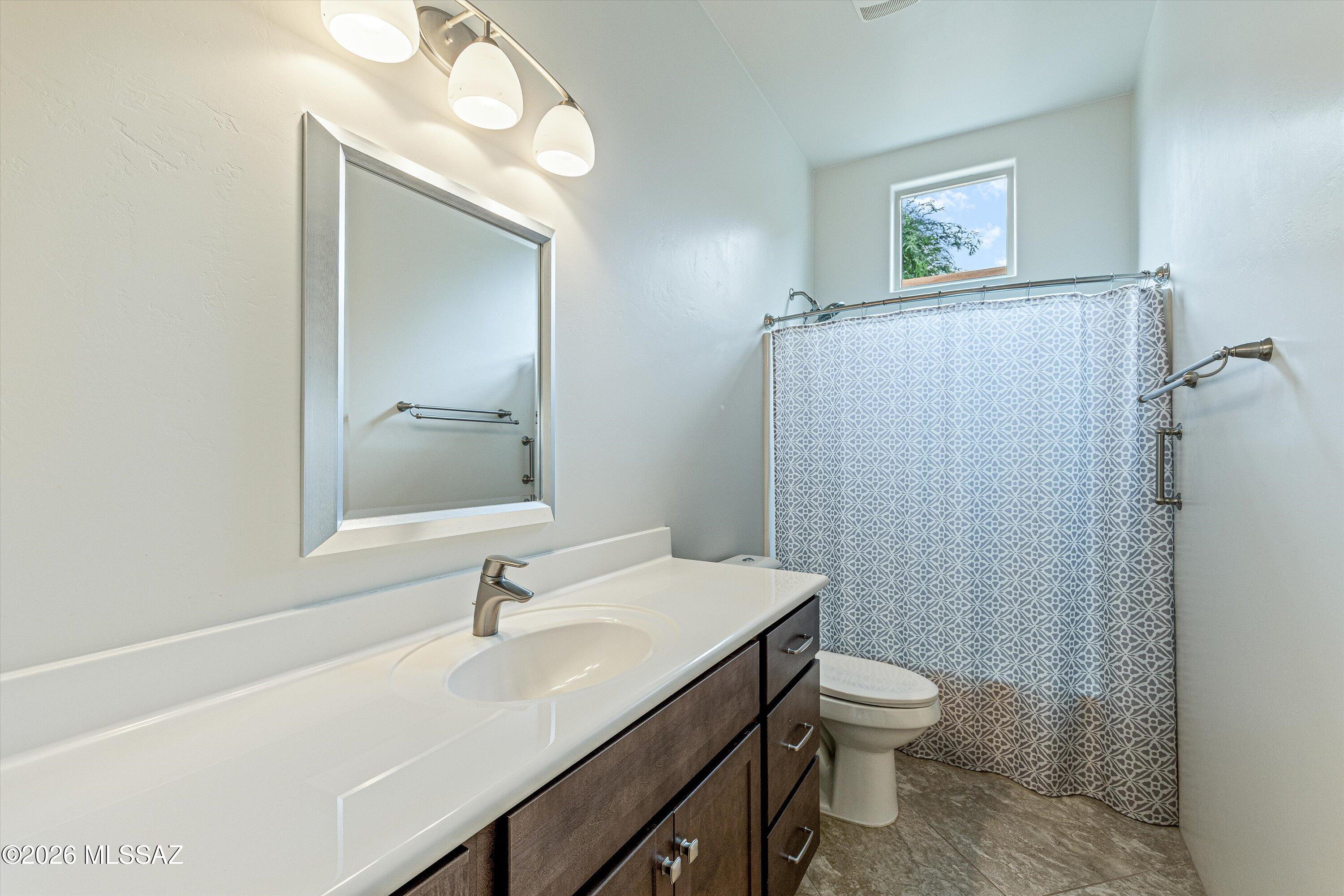 3300 S Lakeside View Drive