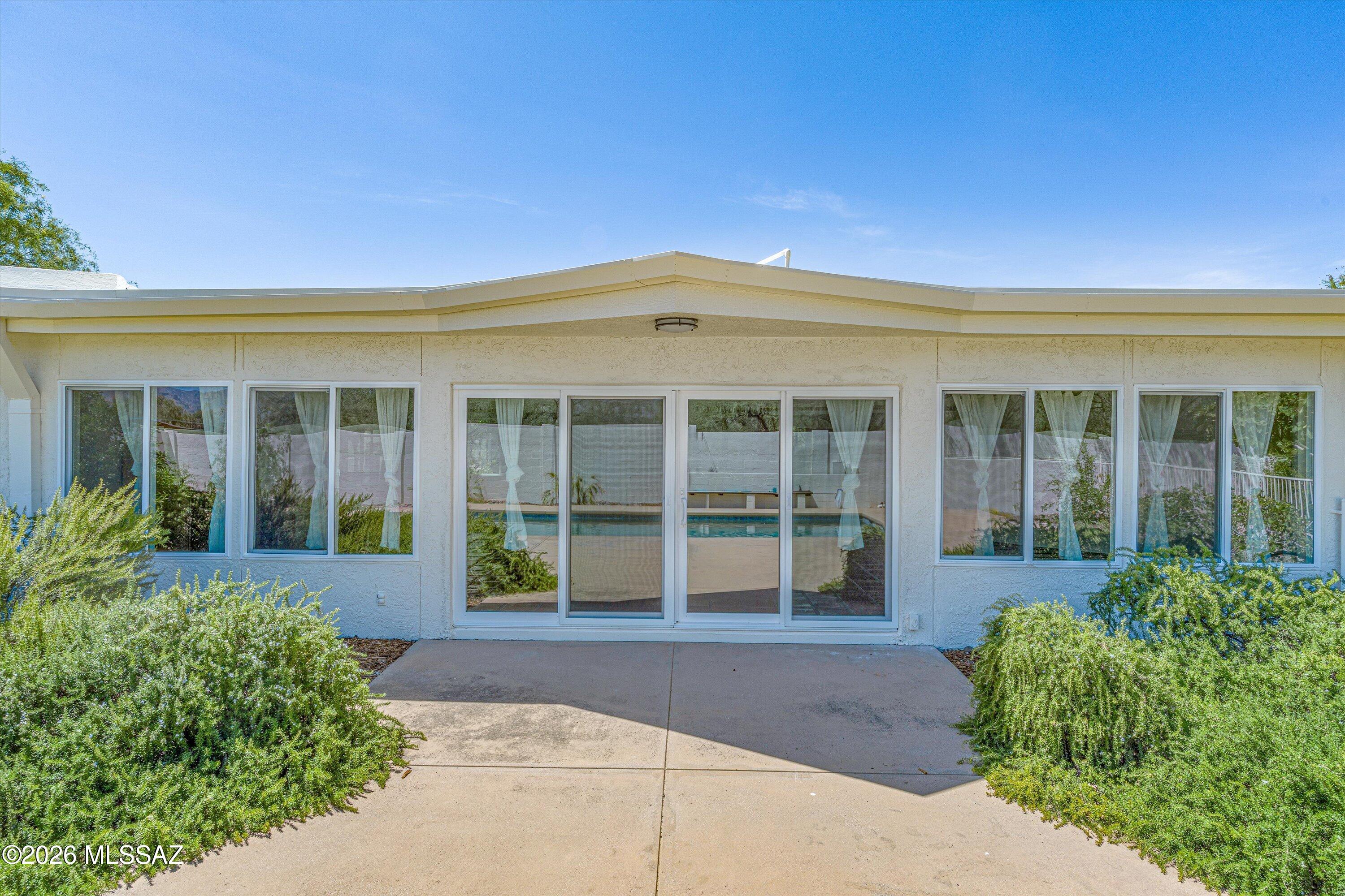 2871 N Longhorn Drive