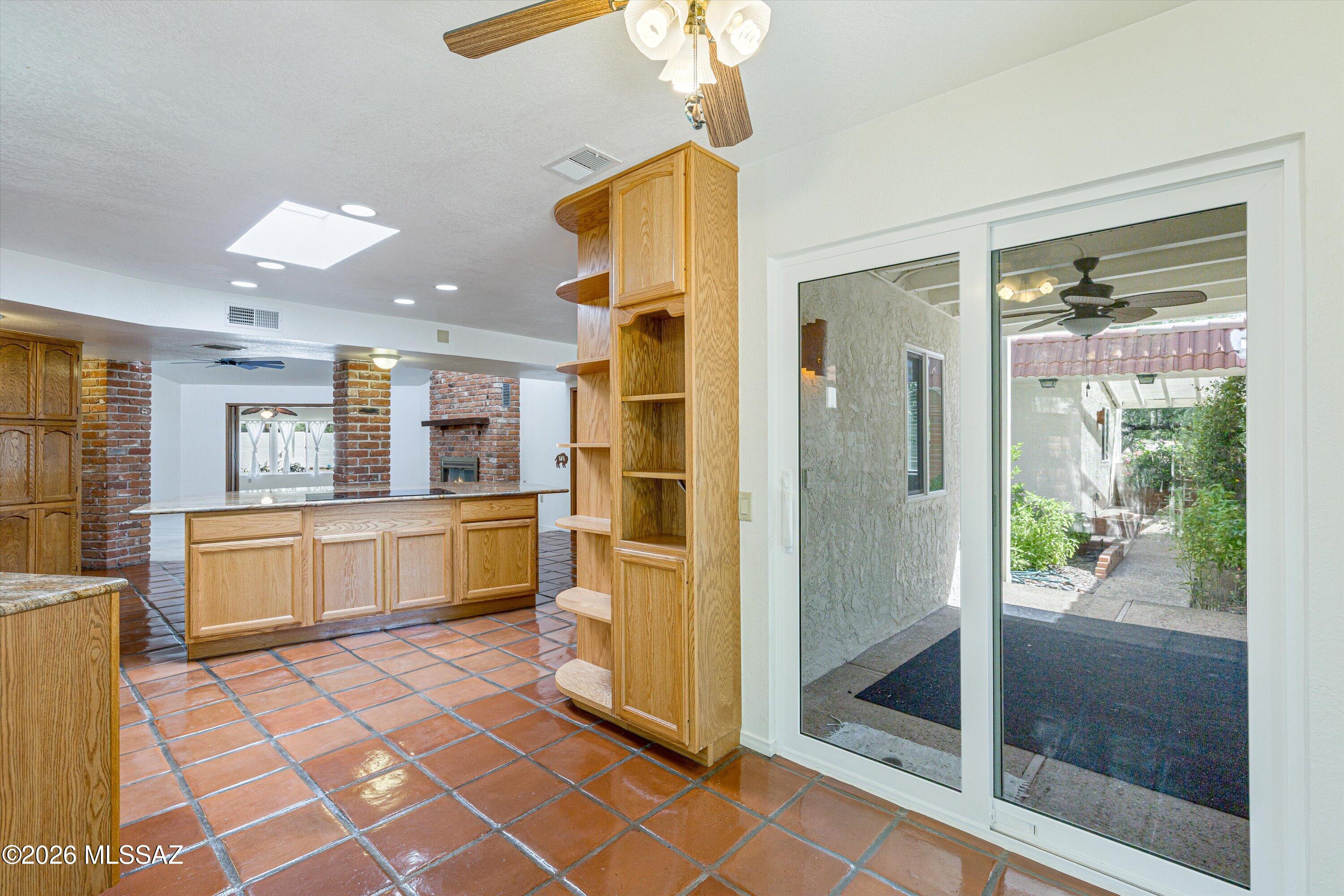 2871 N Longhorn Drive