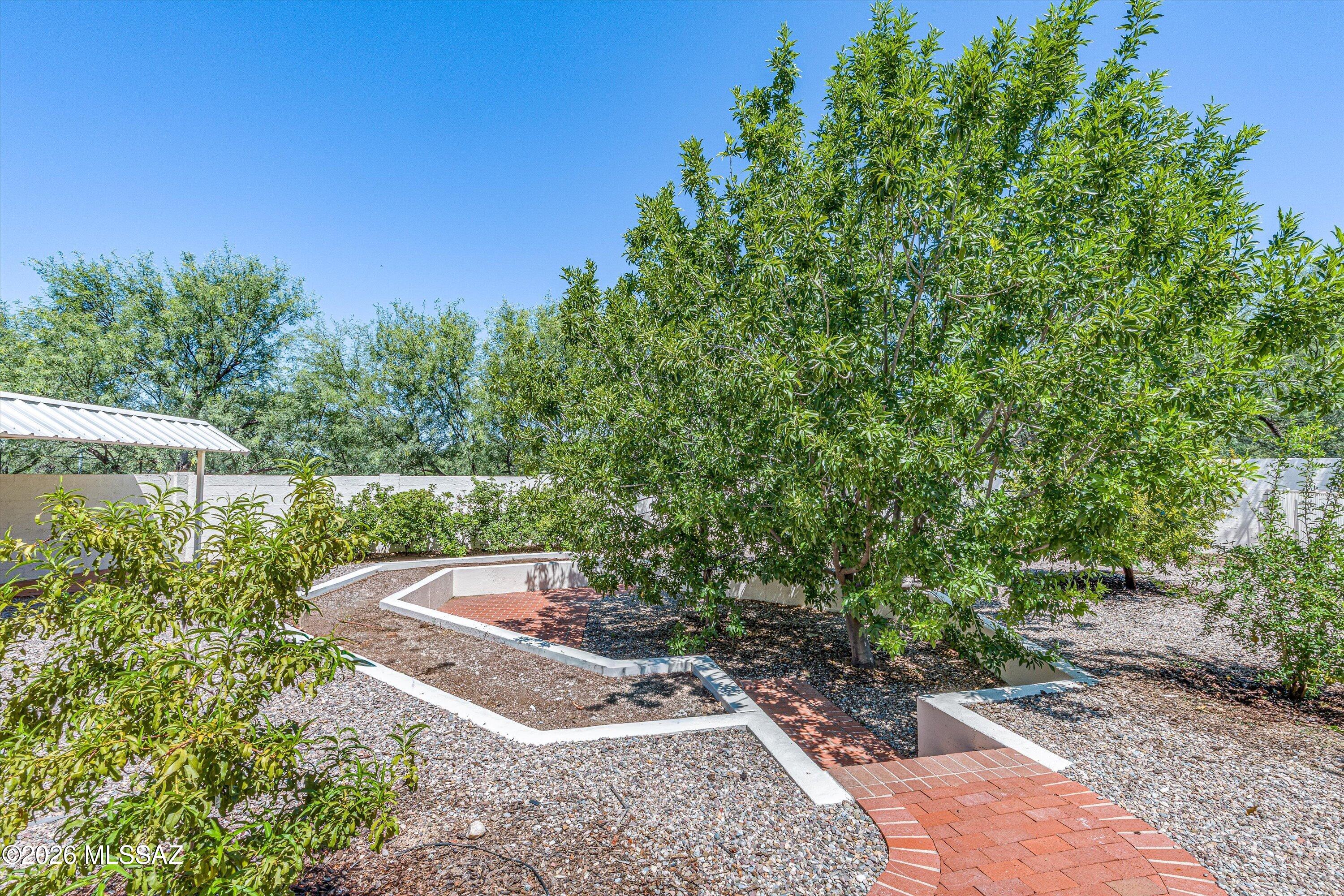 2871 N Longhorn Drive