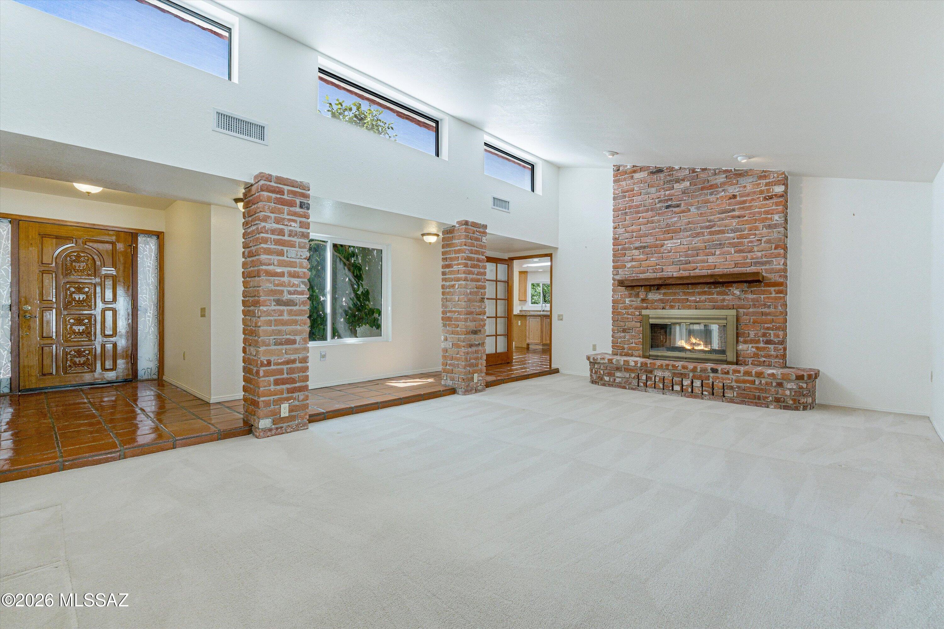 2871 N Longhorn Drive