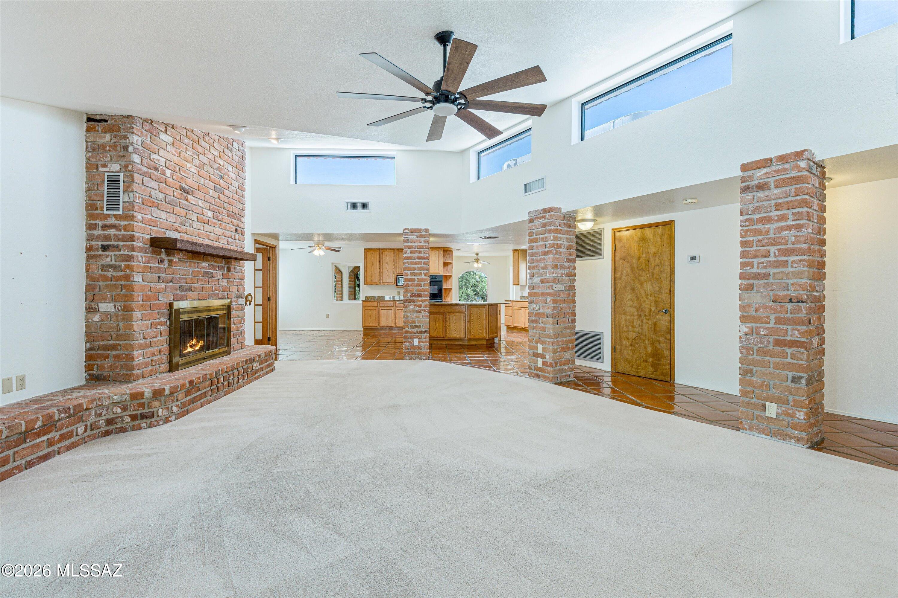 2871 N Longhorn Drive