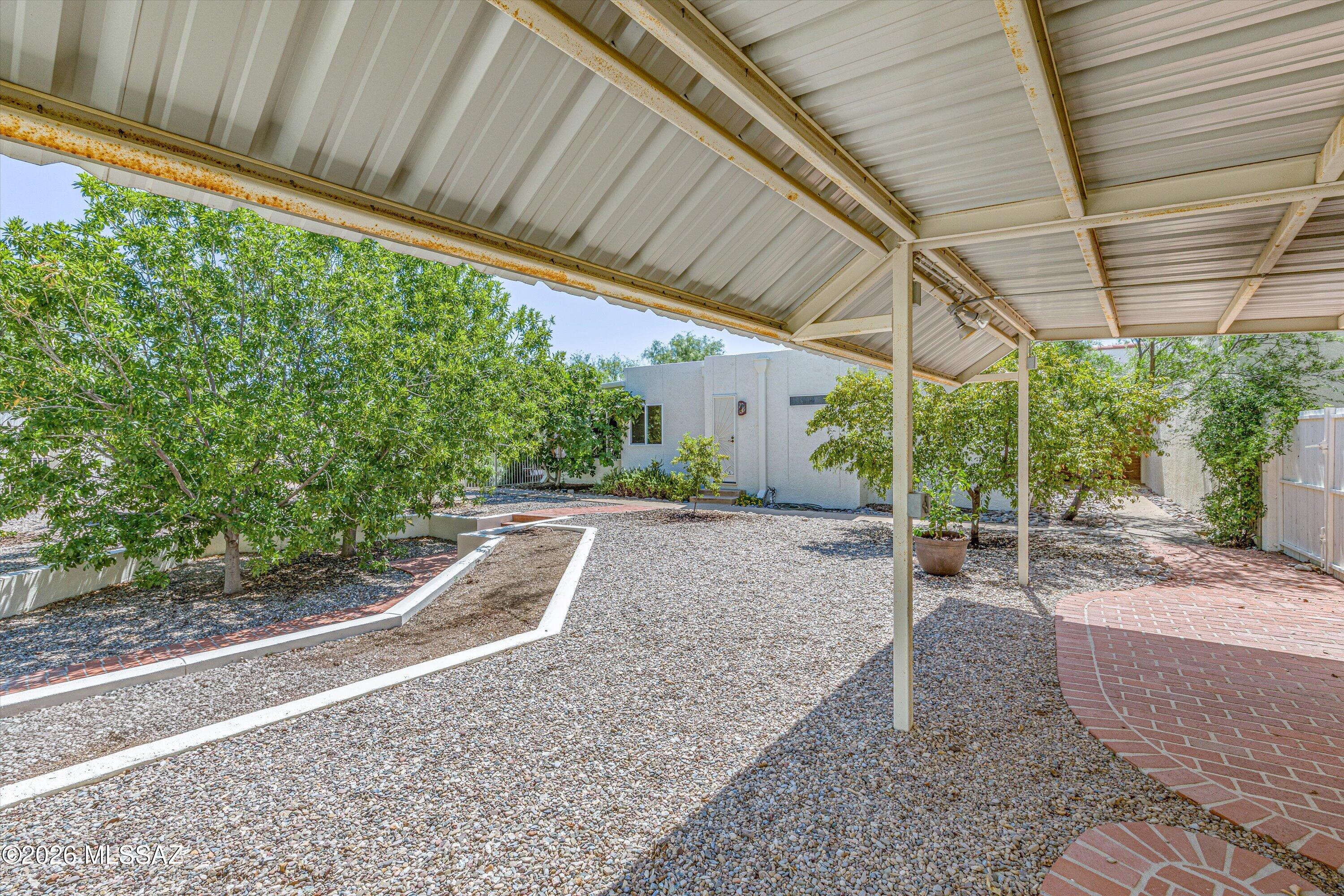 2871 N Longhorn Drive
