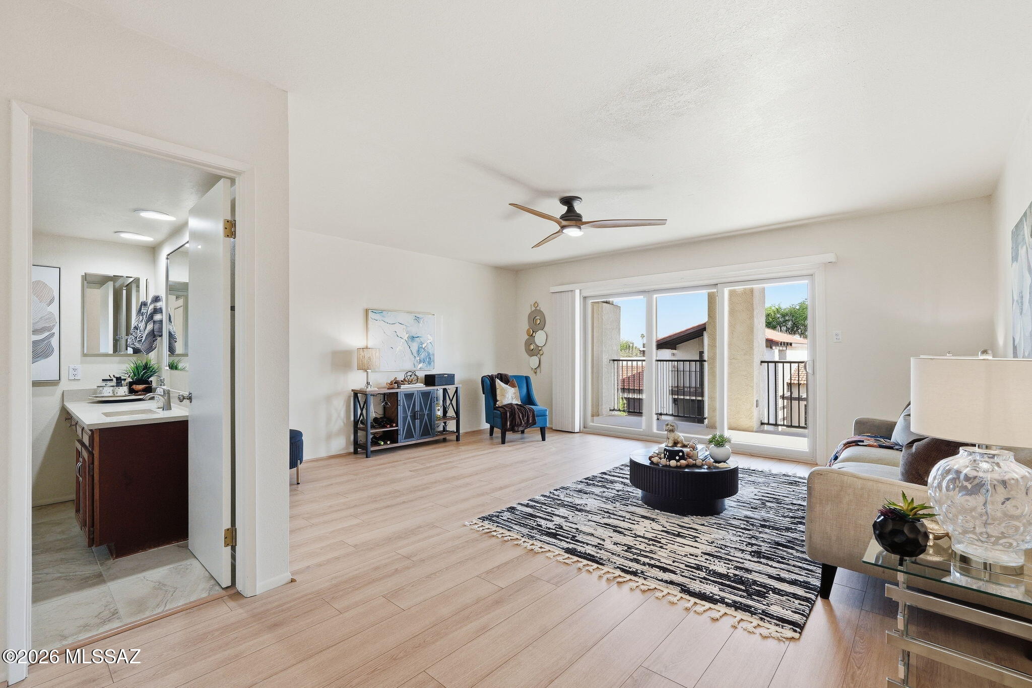 5934 N Placita Del Conde