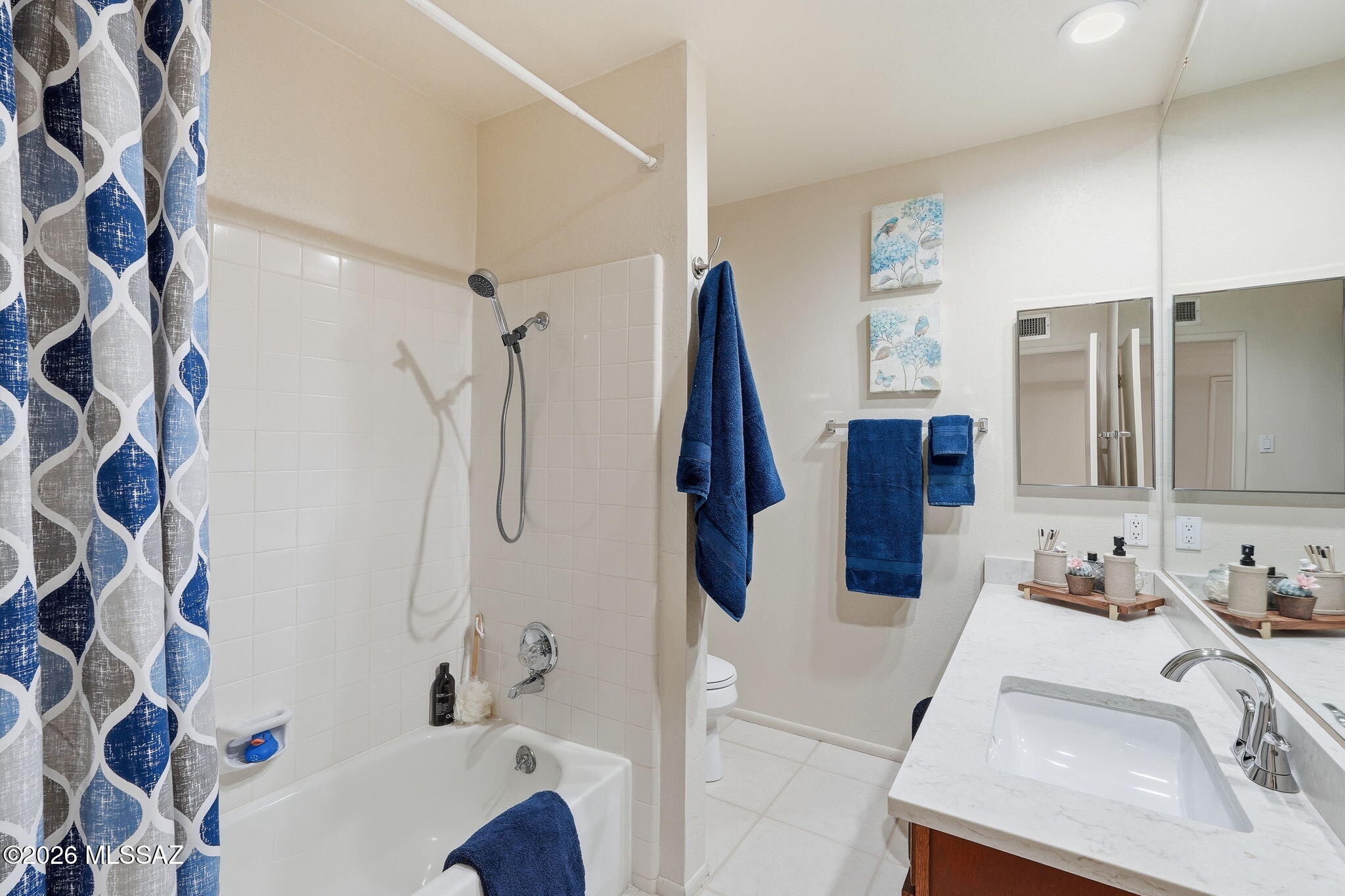 5934 N Placita Del Conde