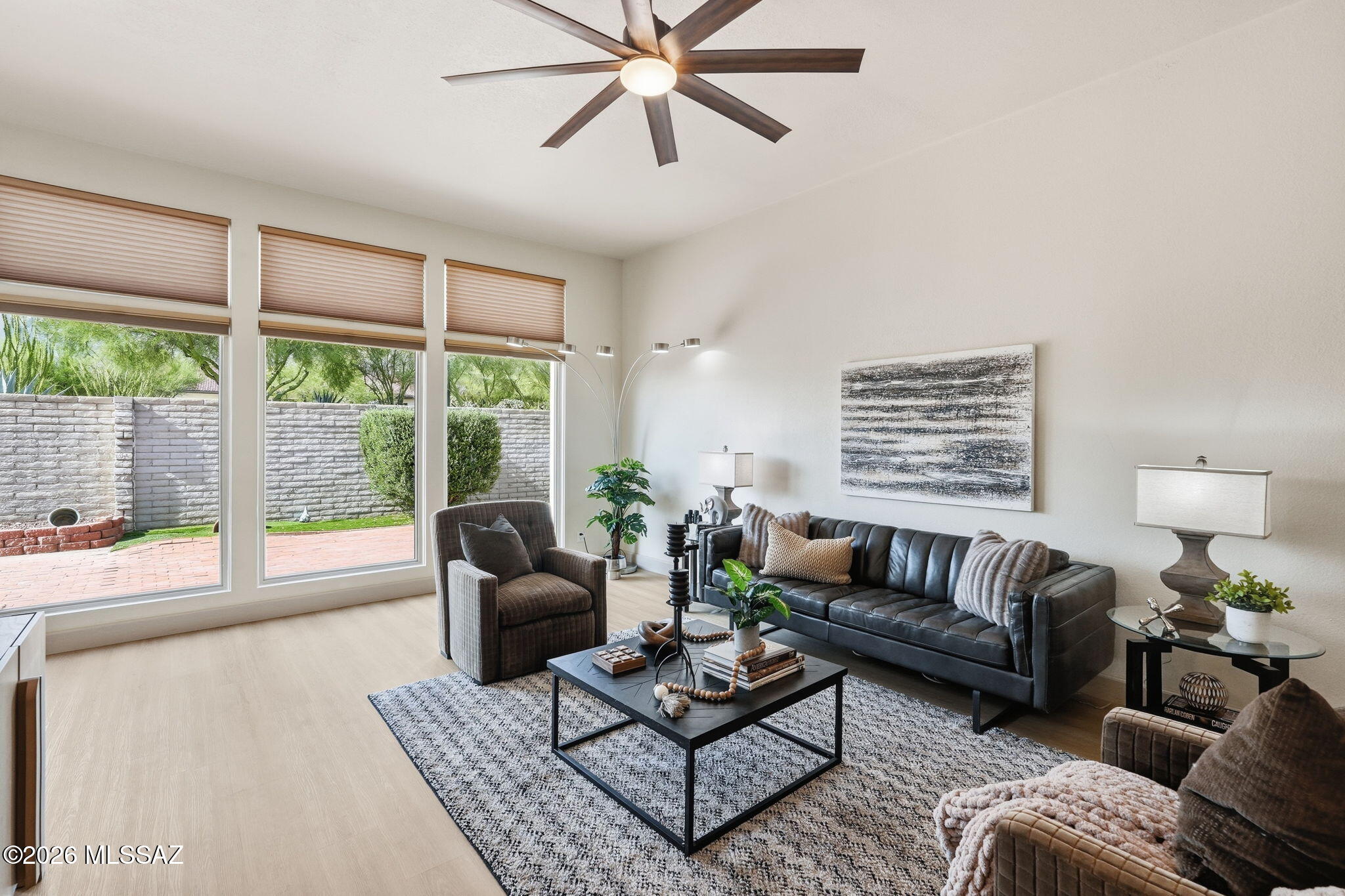 5934 N Placita Del Conde