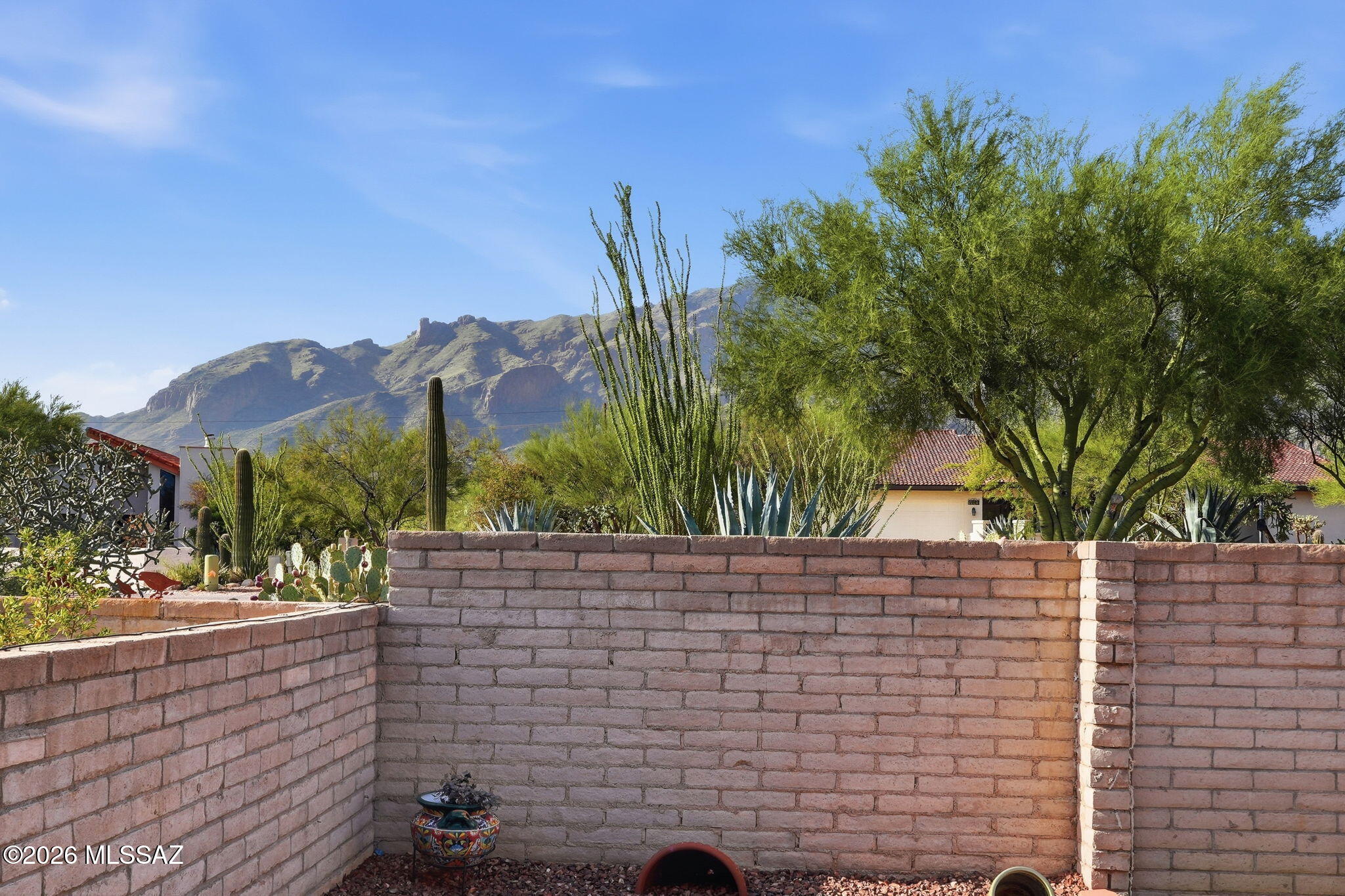 5934 N Placita Del Conde