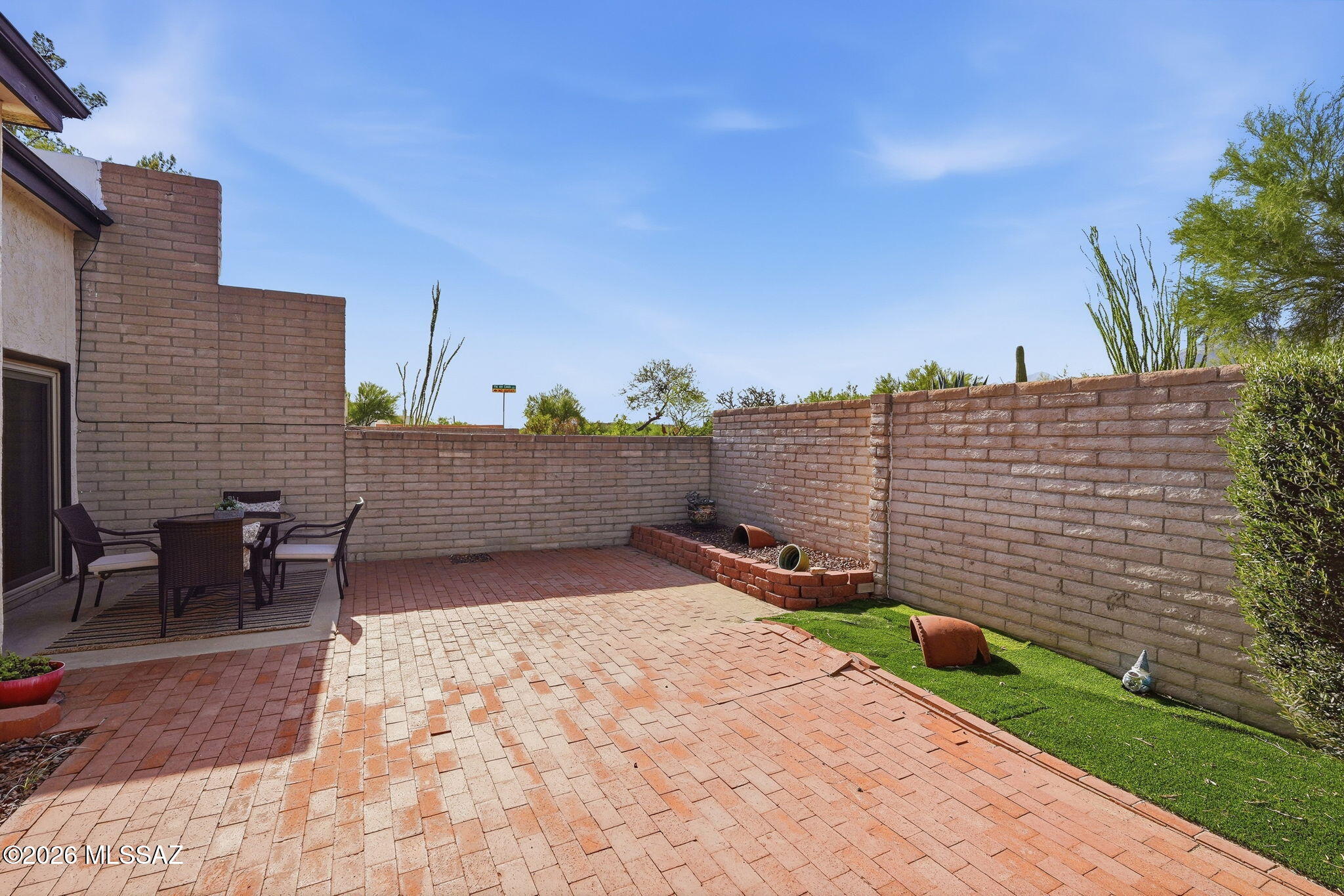 5934 N Placita Del Conde