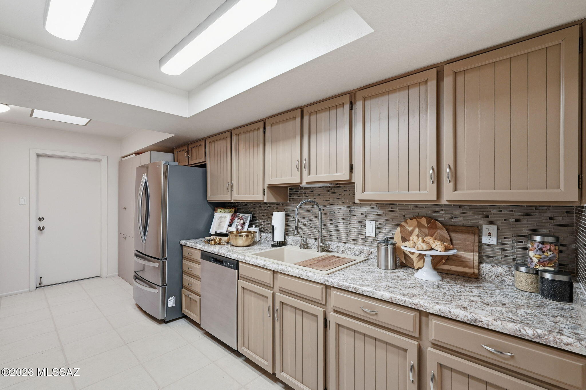 5934 N Placita Del Conde