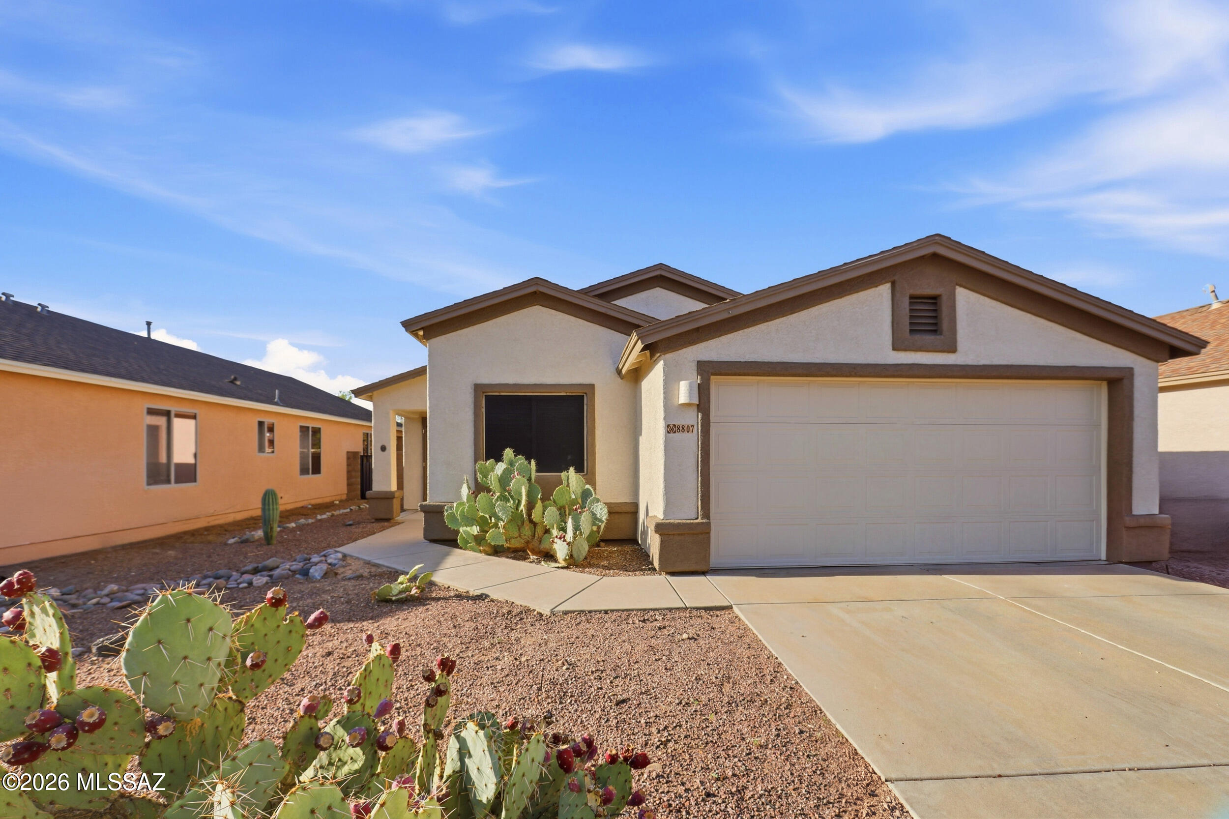 8807 E Mountain Spring Drive