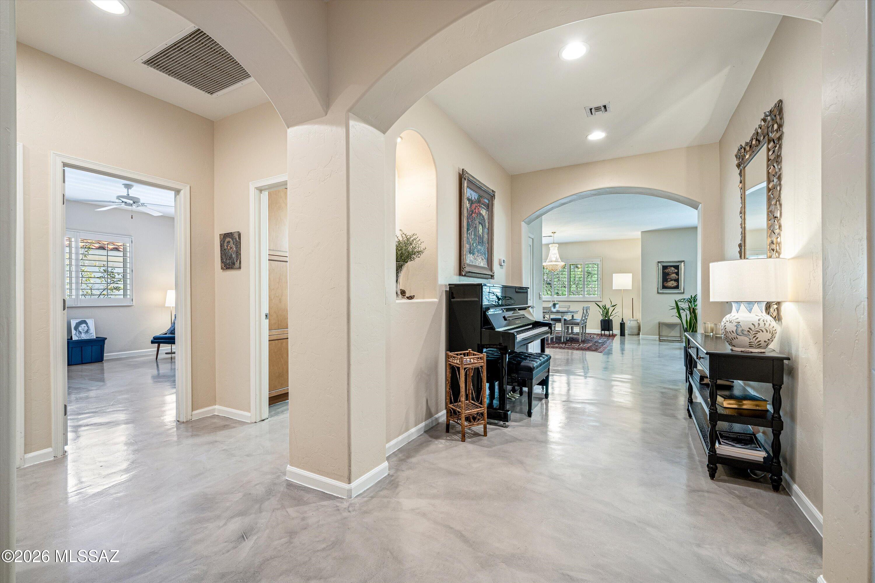 7144 E Placita Rancho La Cholla