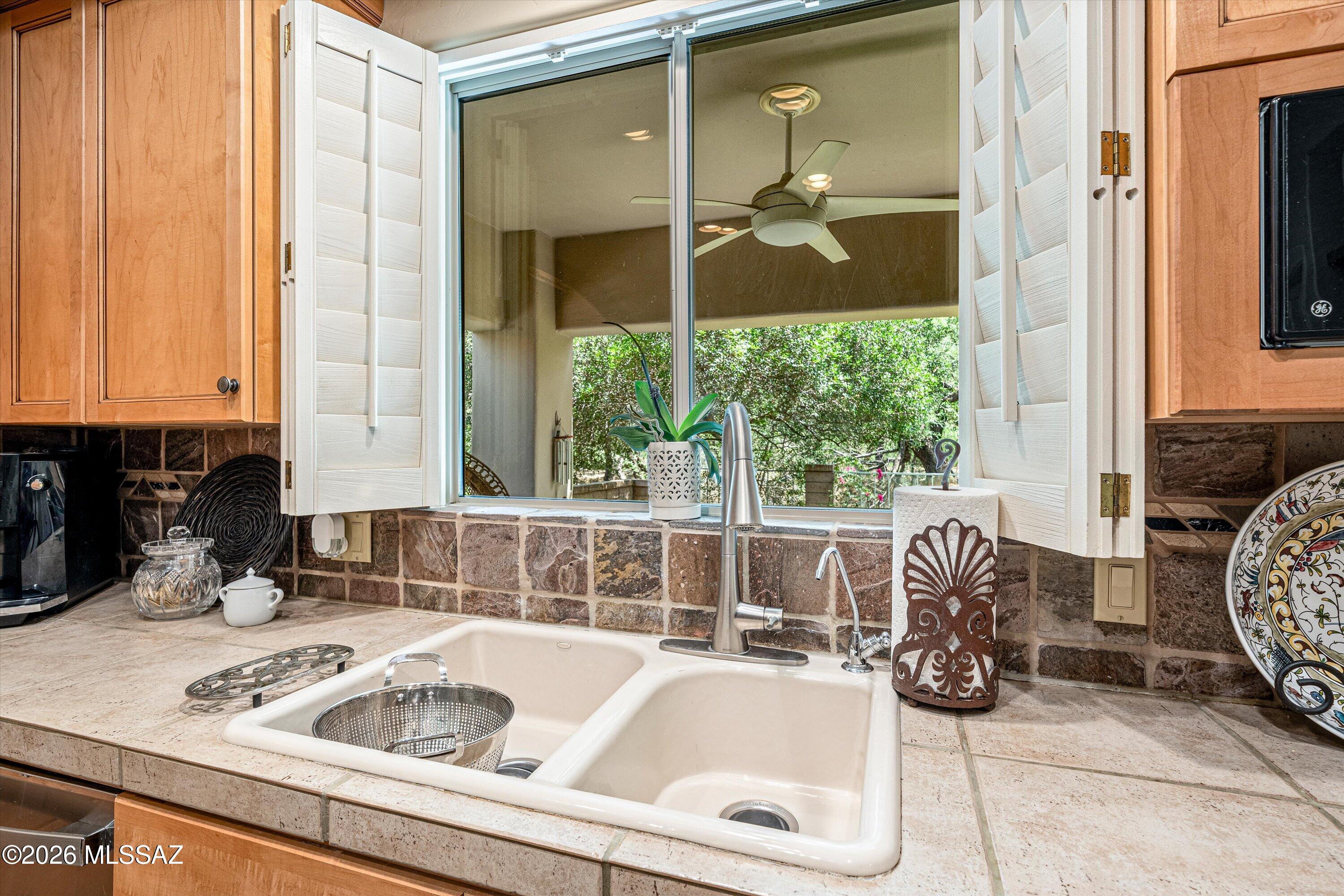 7144 E Placita Rancho La Cholla