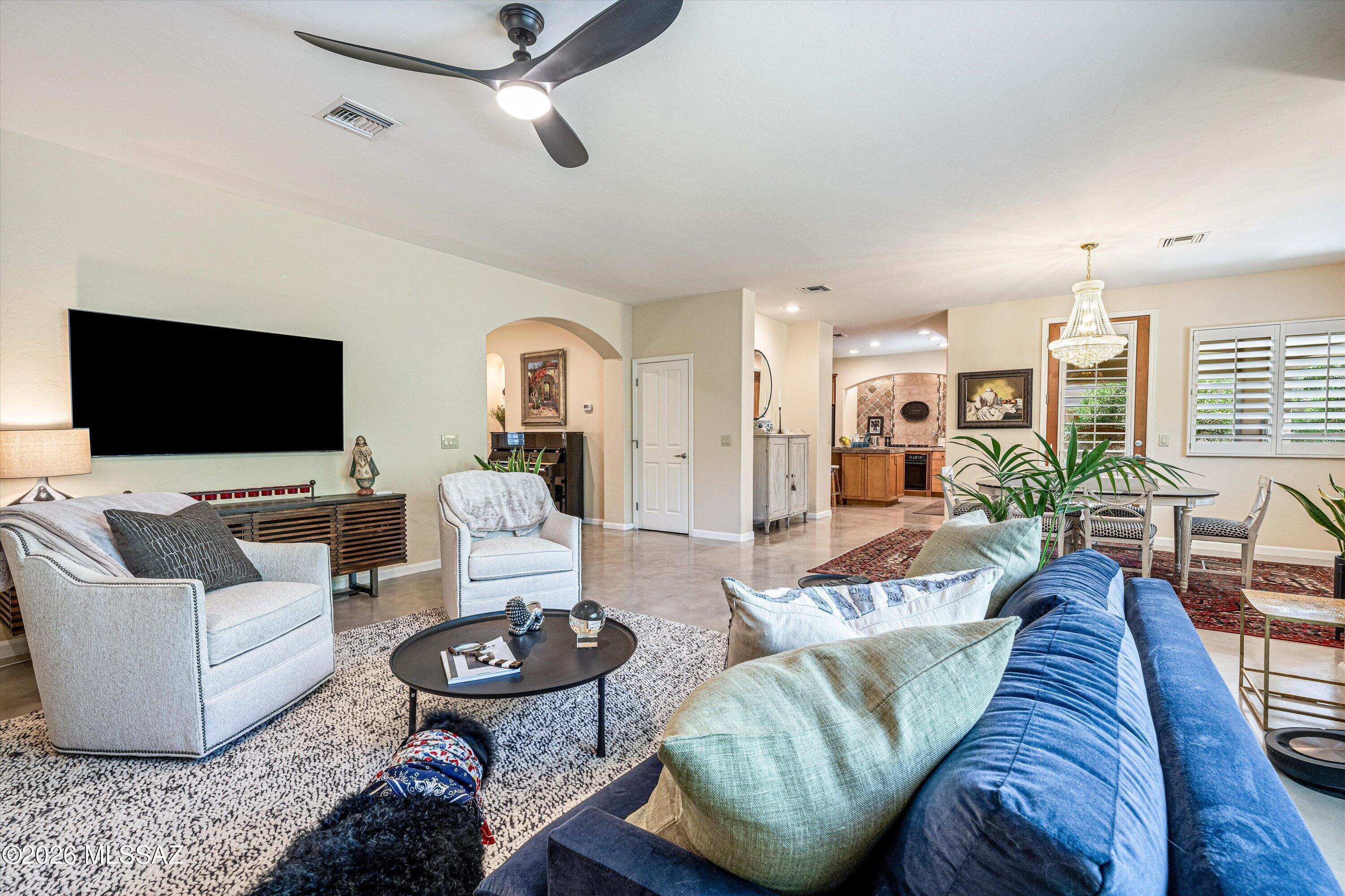 7144 E Placita Rancho La Cholla