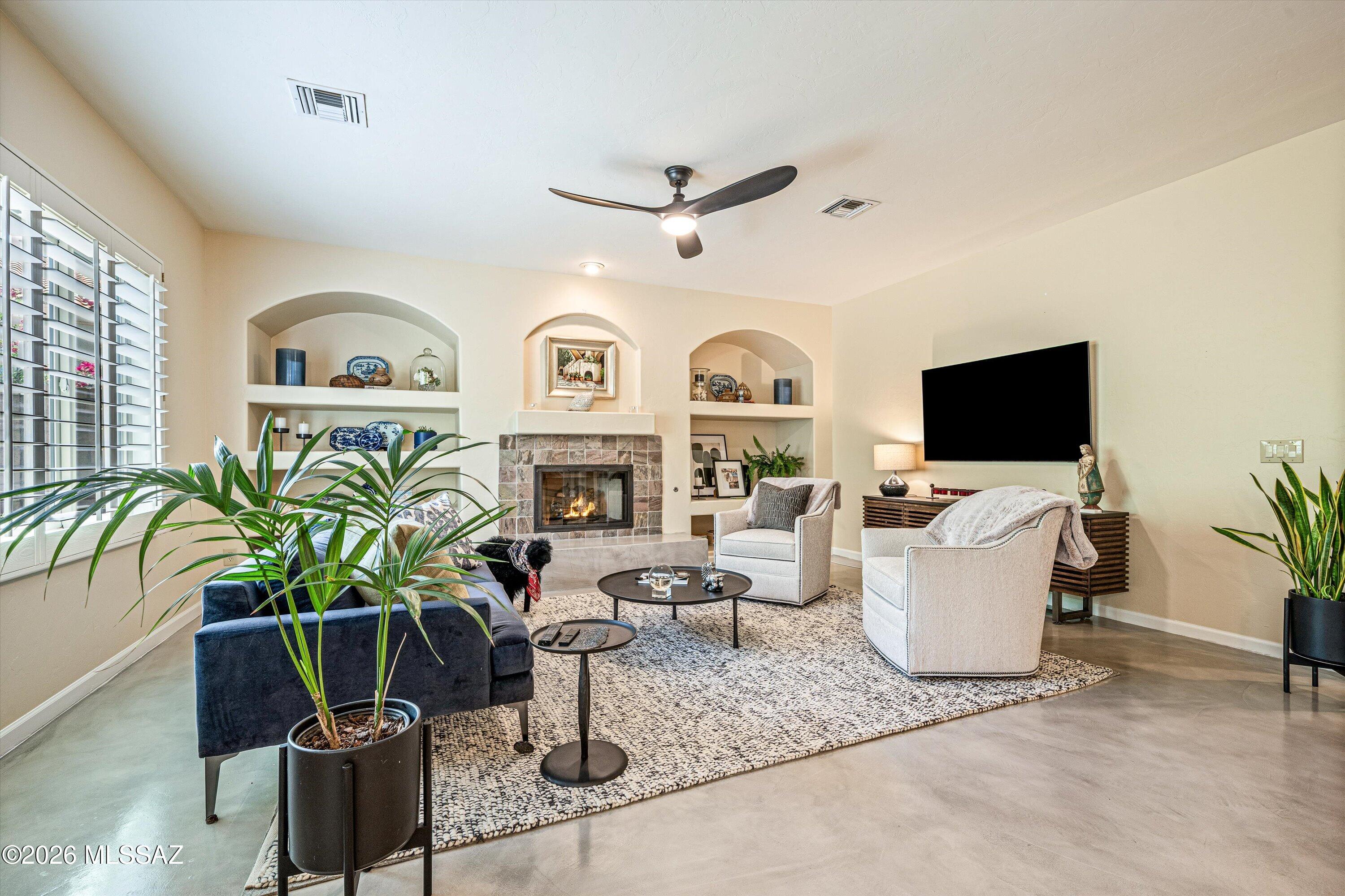 7144 E Placita Rancho La Cholla