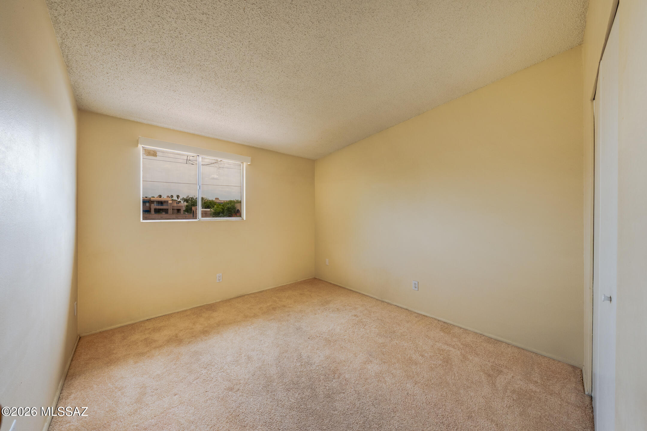 8002 E Rosewood Street