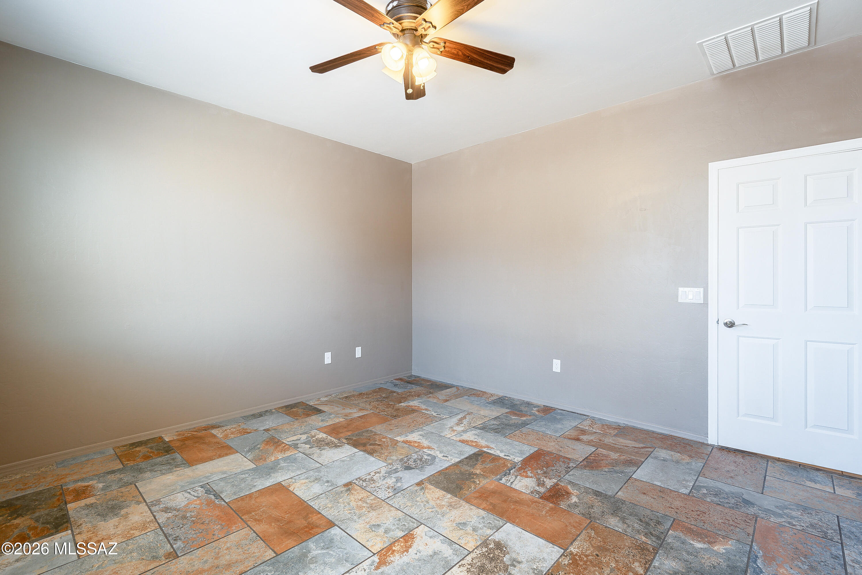 7307 E Heartwood Drive