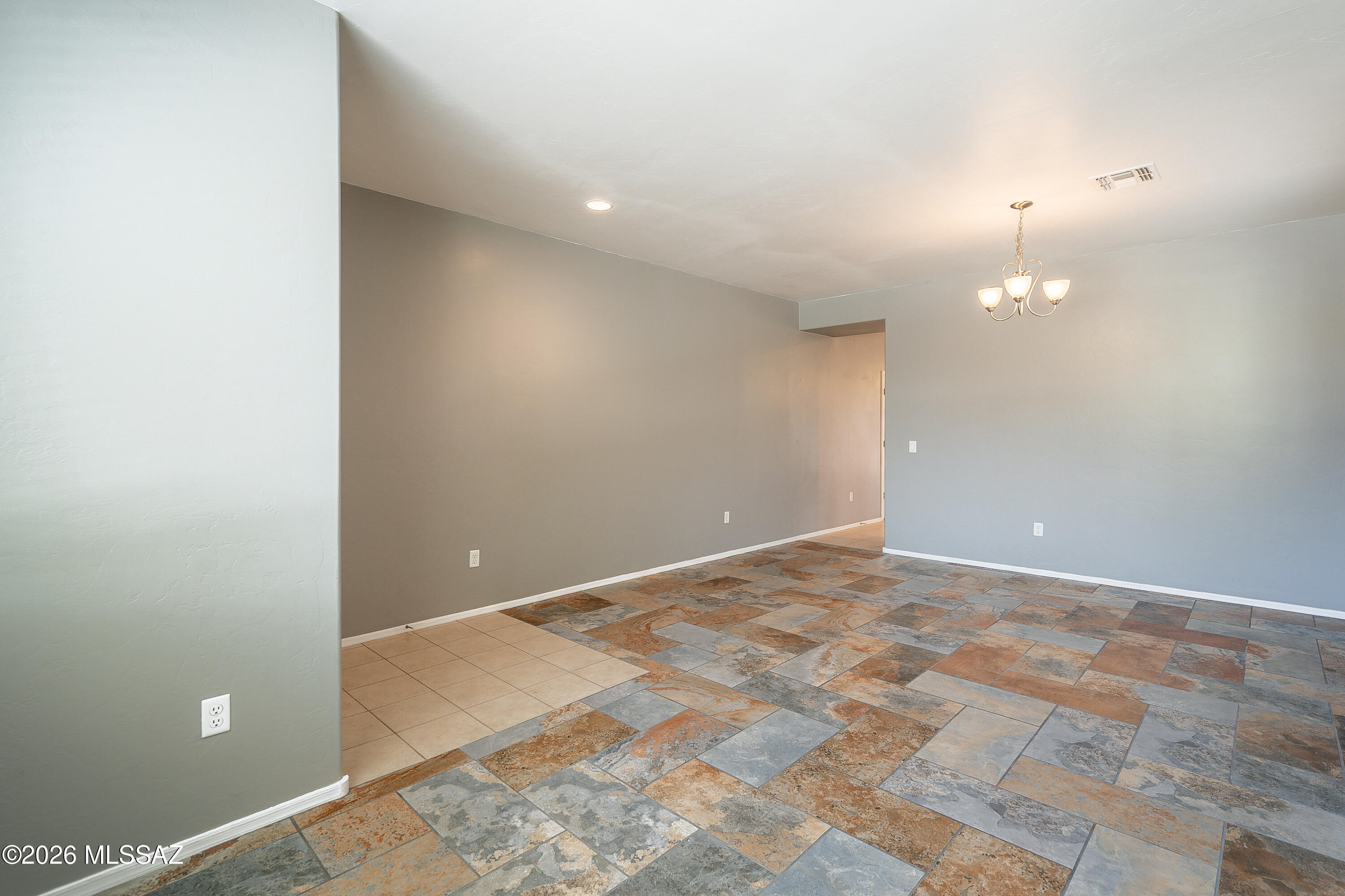 7307 E Heartwood Drive