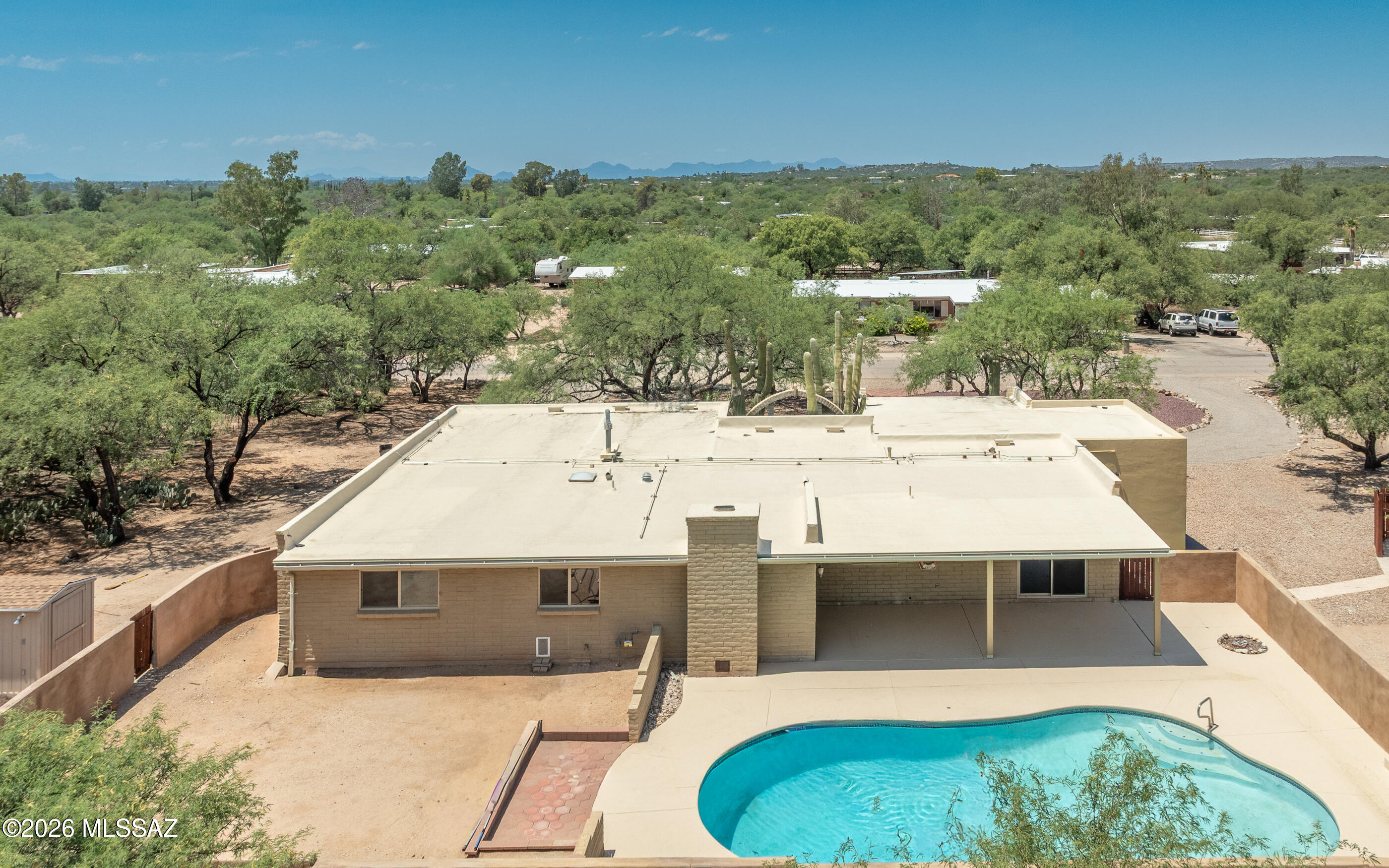 2942 N Longhorn Drive