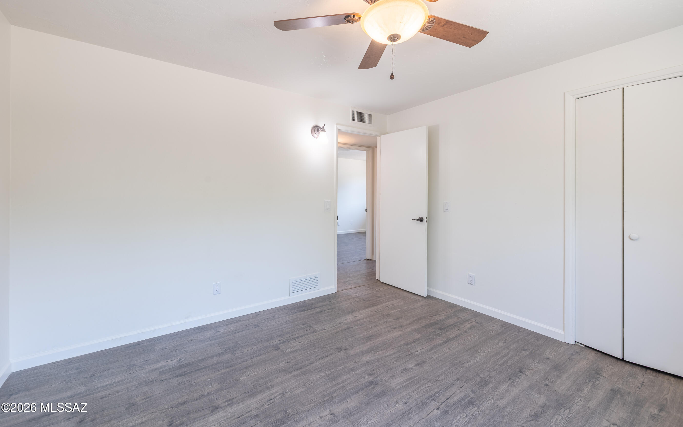 2942 N Longhorn Drive