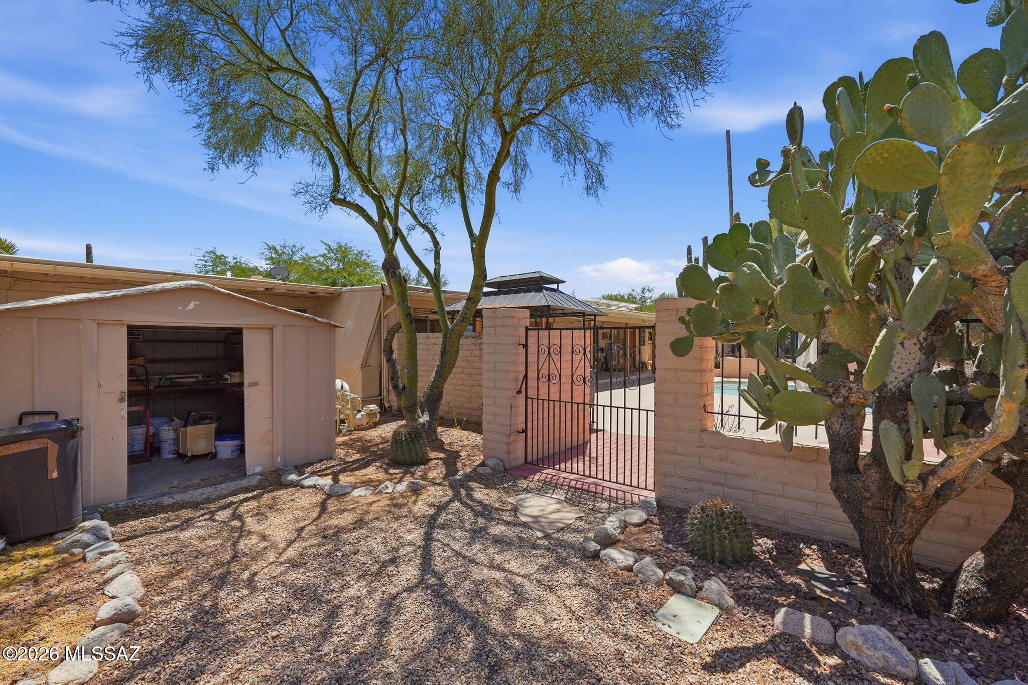 4390 N Camino Vinorama