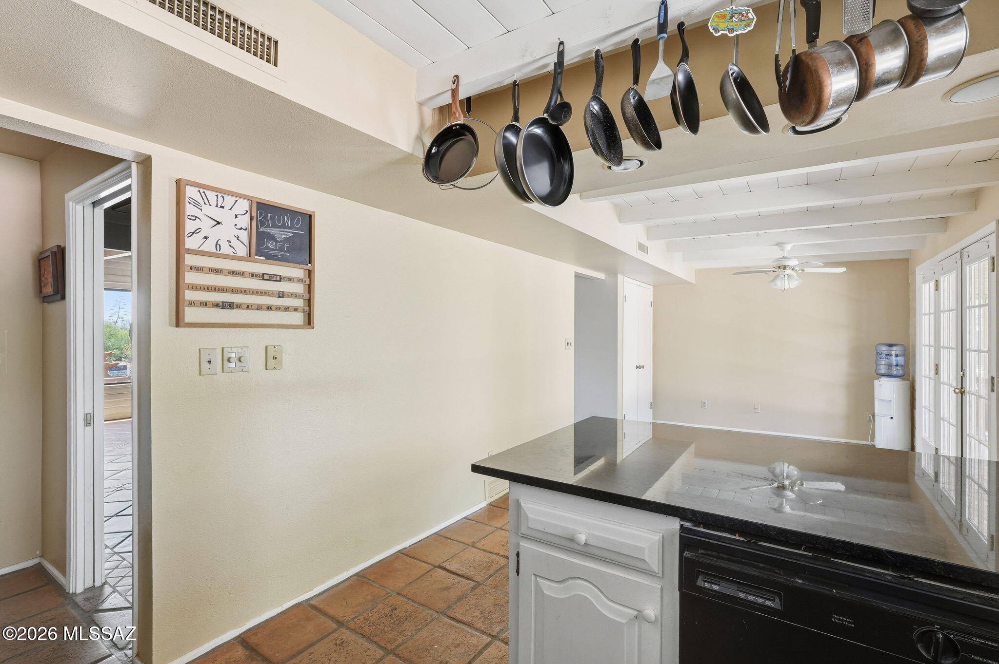 4390 N Camino Vinorama