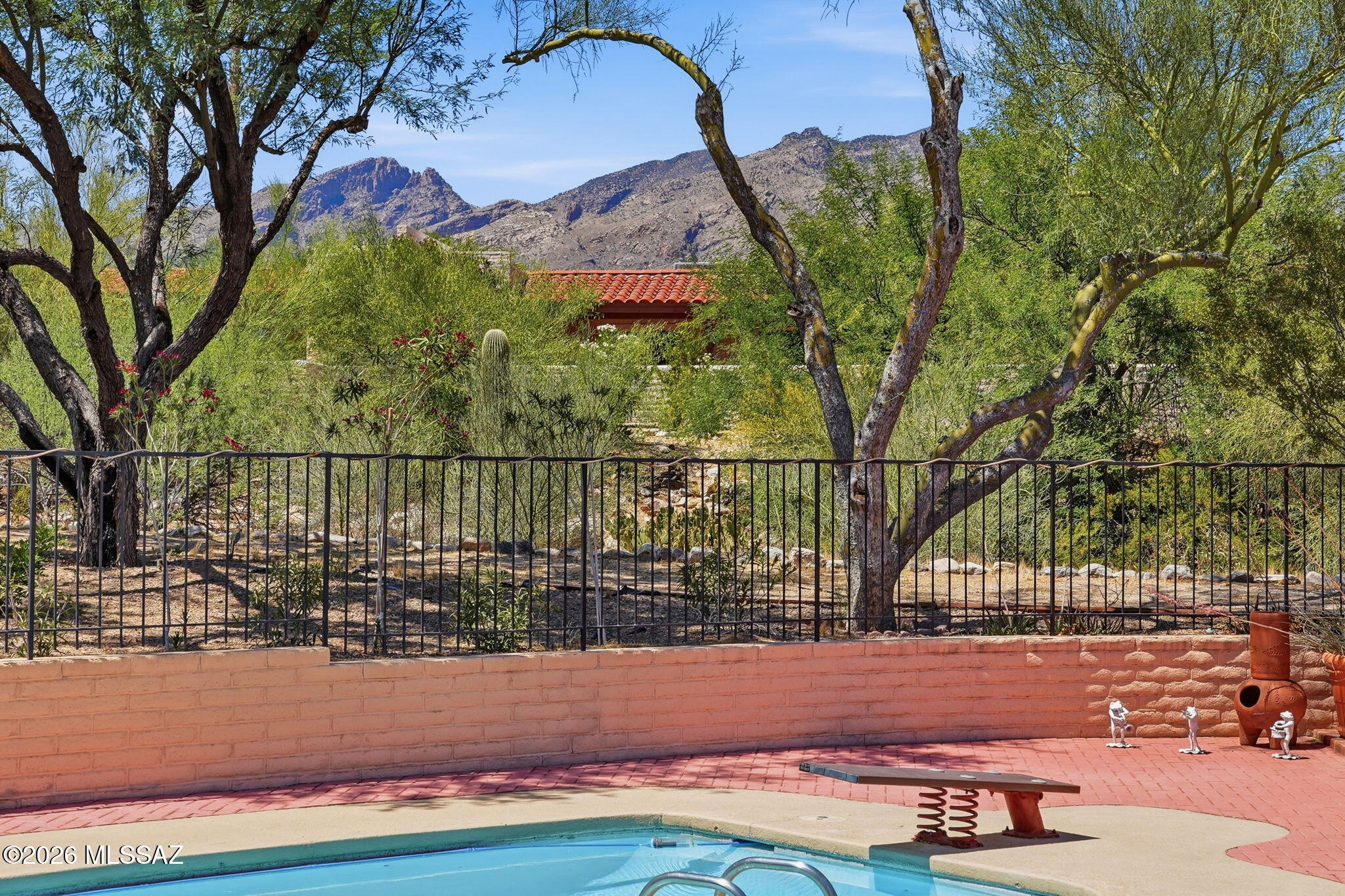 4390 N Camino Vinorama