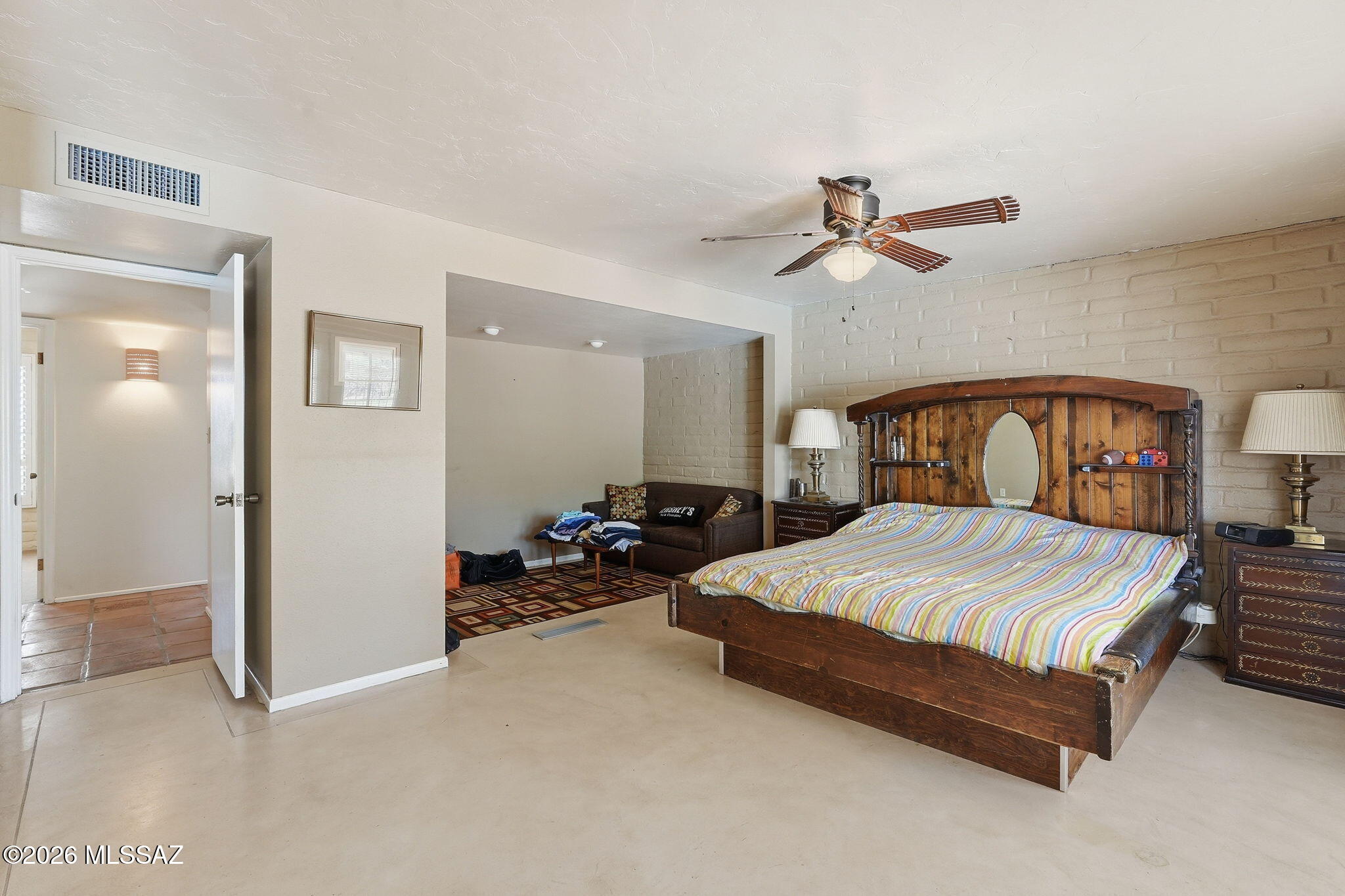 4390 N Camino Vinorama