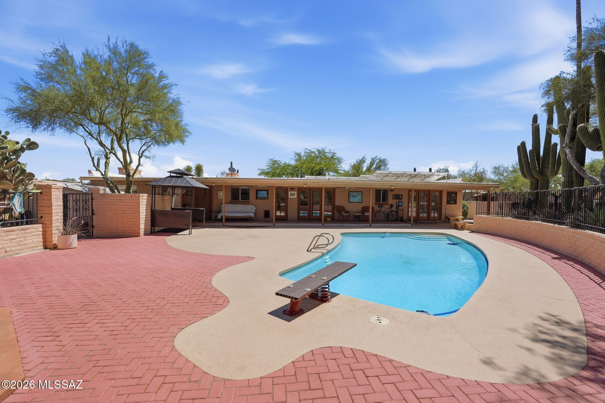 4390 N Camino Vinorama