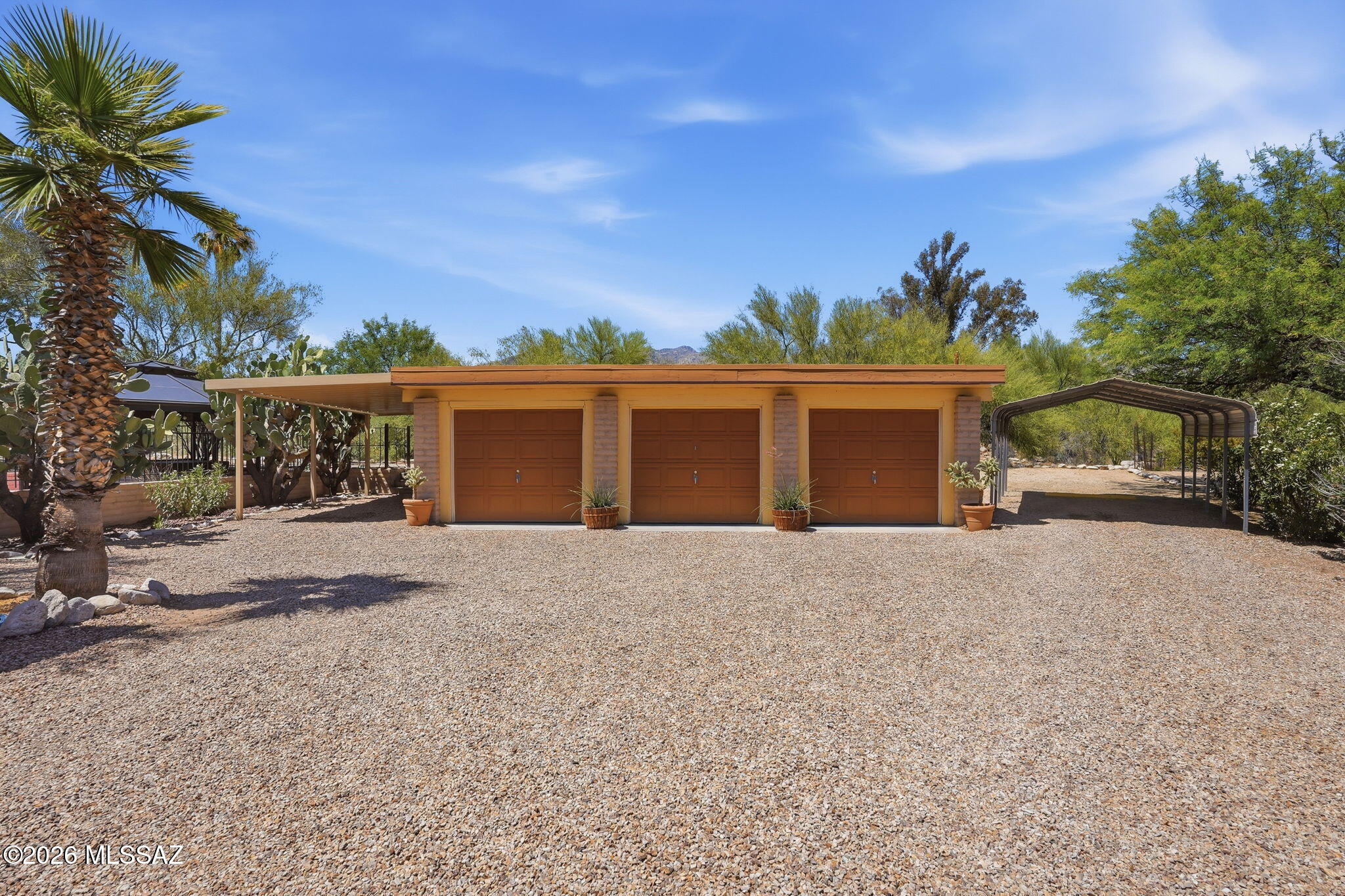 4390 N Camino Vinorama