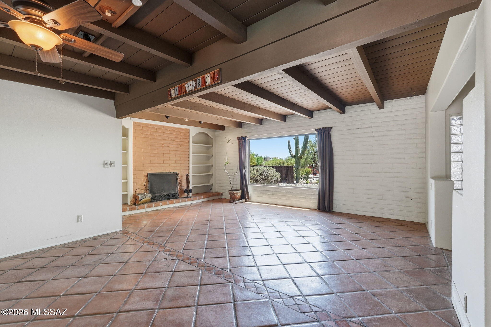 4390 N Camino Vinorama