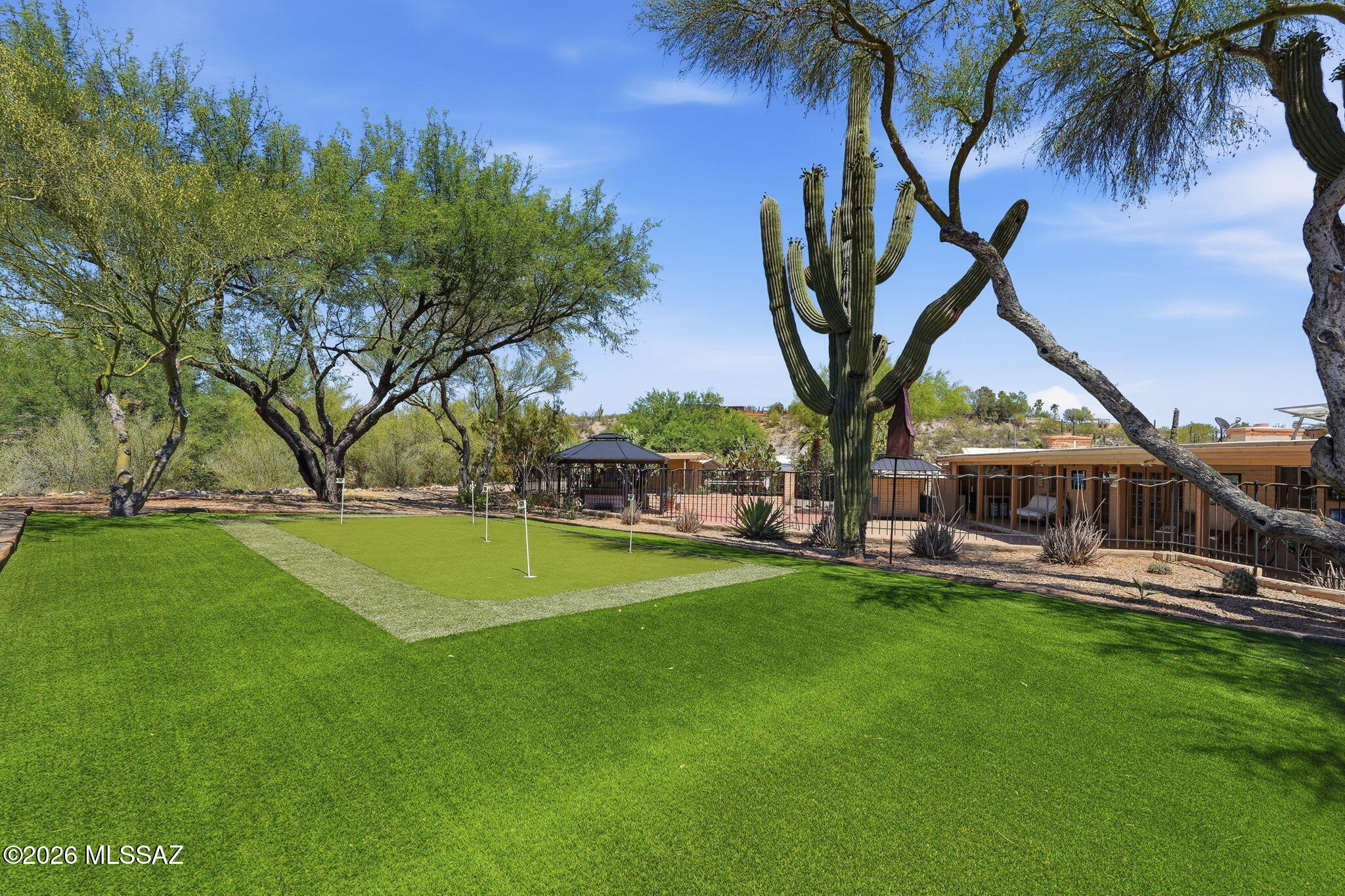 4390 N Camino Vinorama