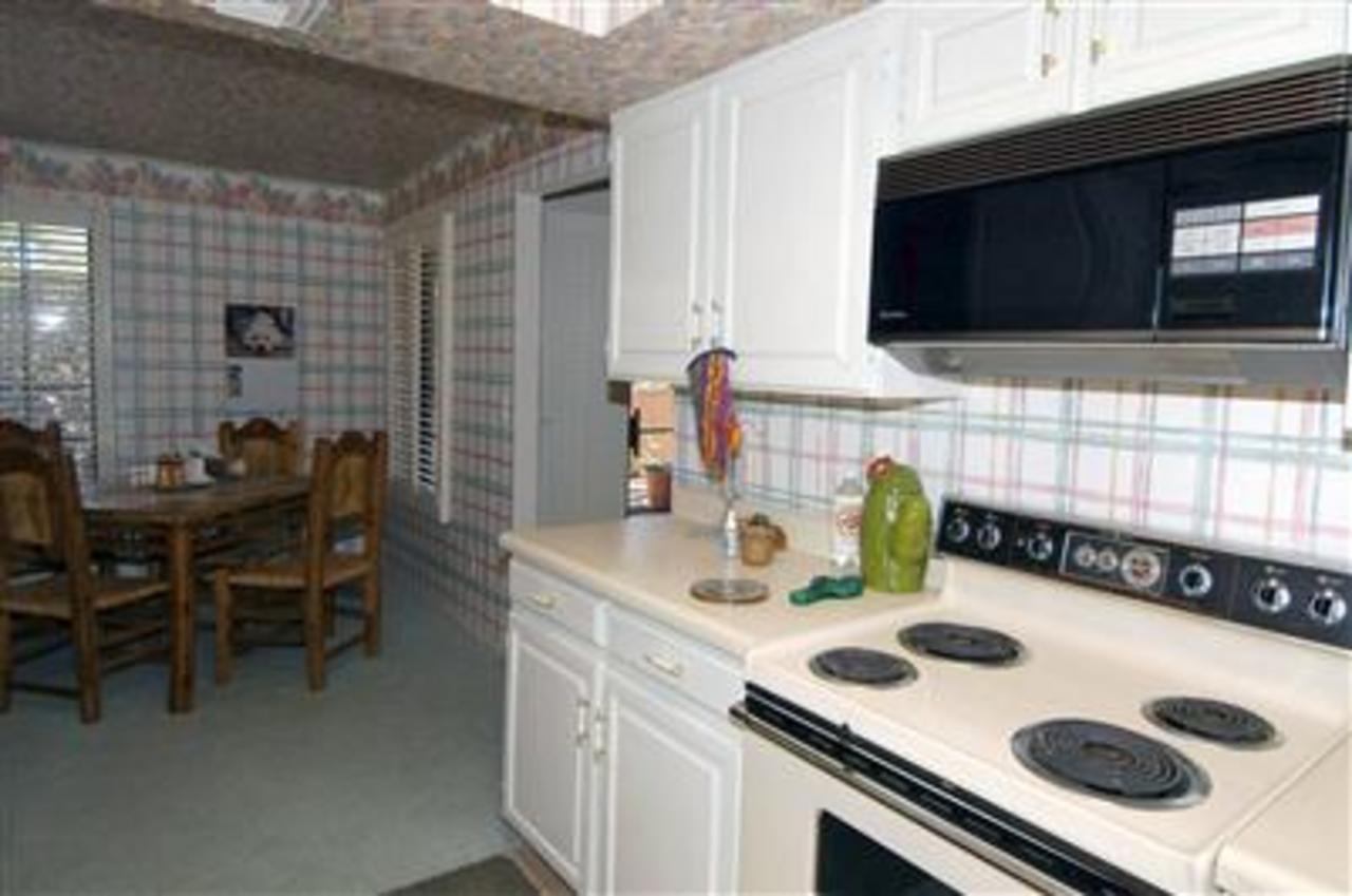 4587 N Avenida Ronca