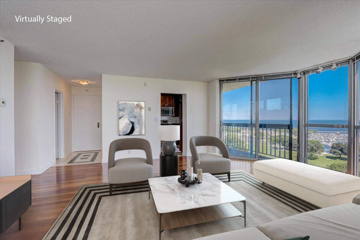 1660 N Prospect Ave Unit: 809