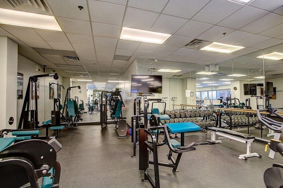 1660 N Prospect Ave Unit: 809